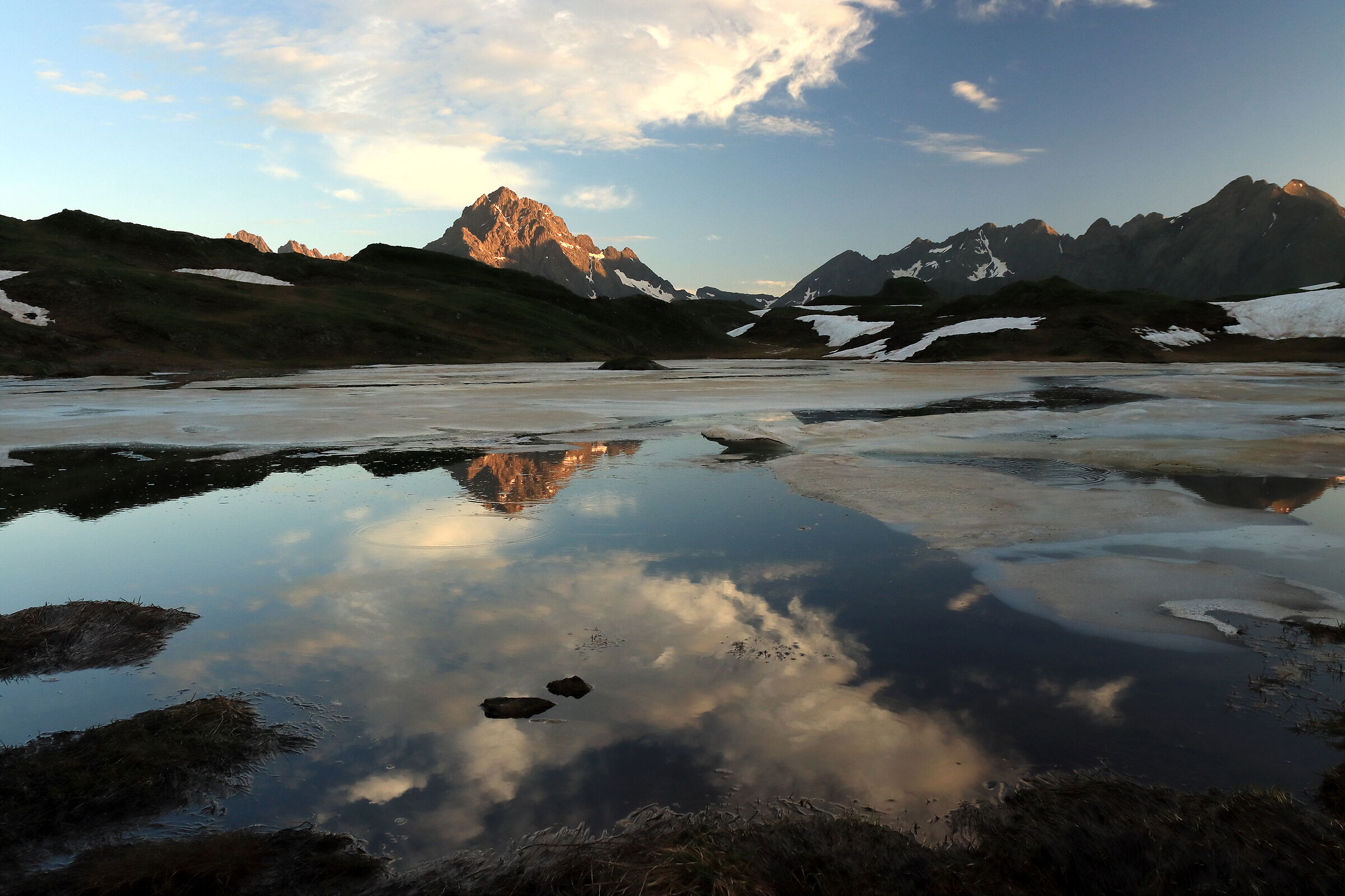 10 July - Sunrise with ice