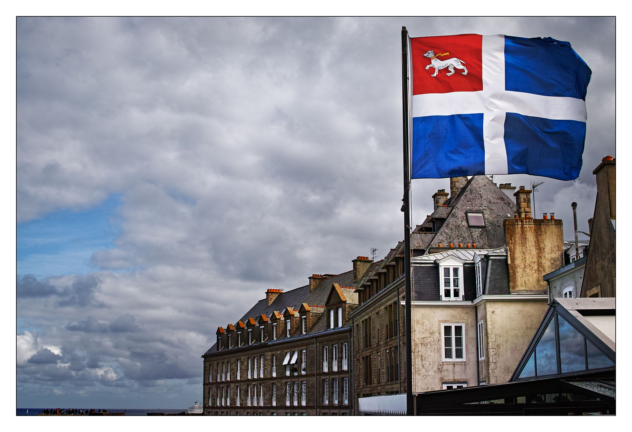 The sky of Saint Malo