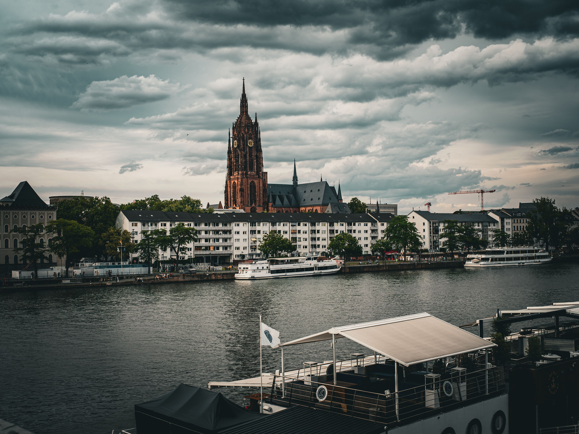 Cattedrale al fiume Frankfurt