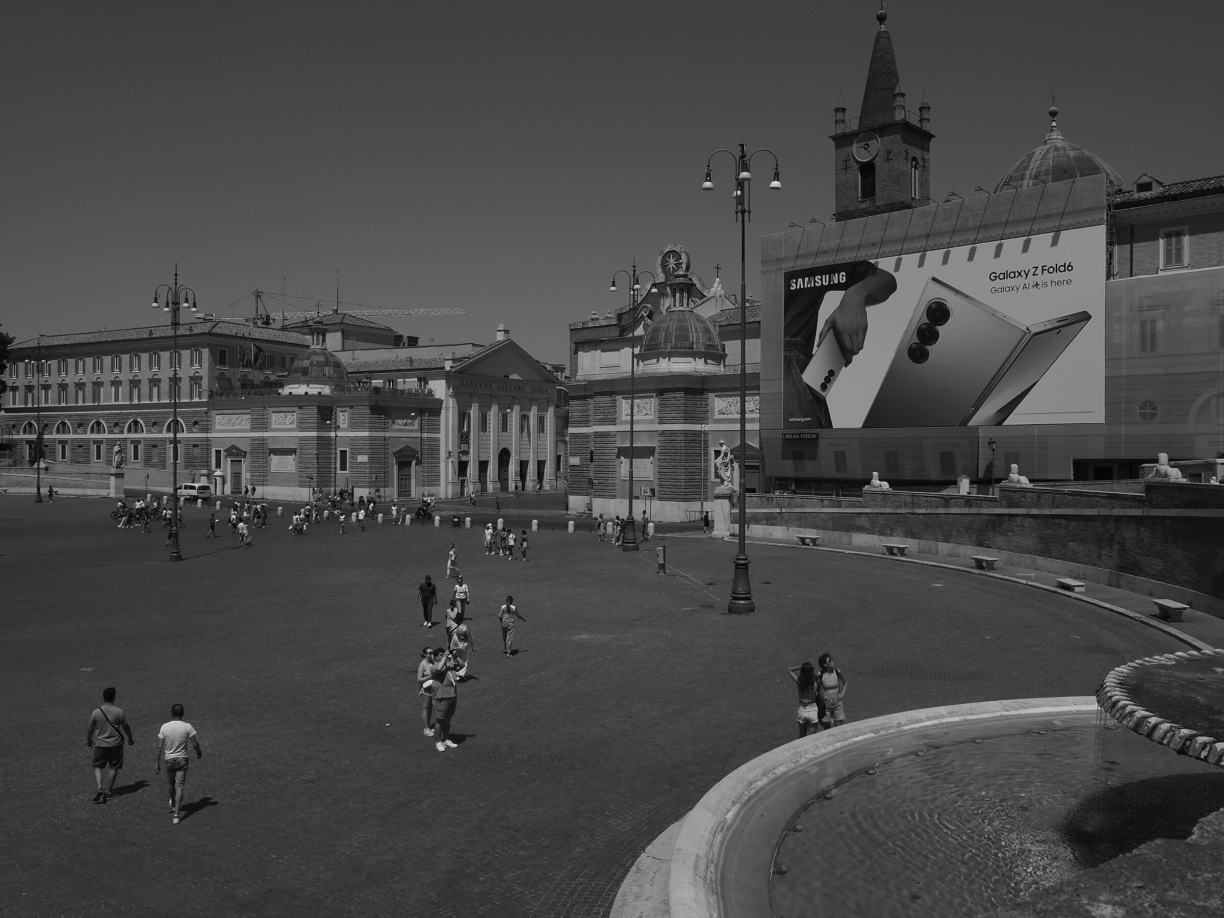 Piazza del Popolo of yesteryear... Modern