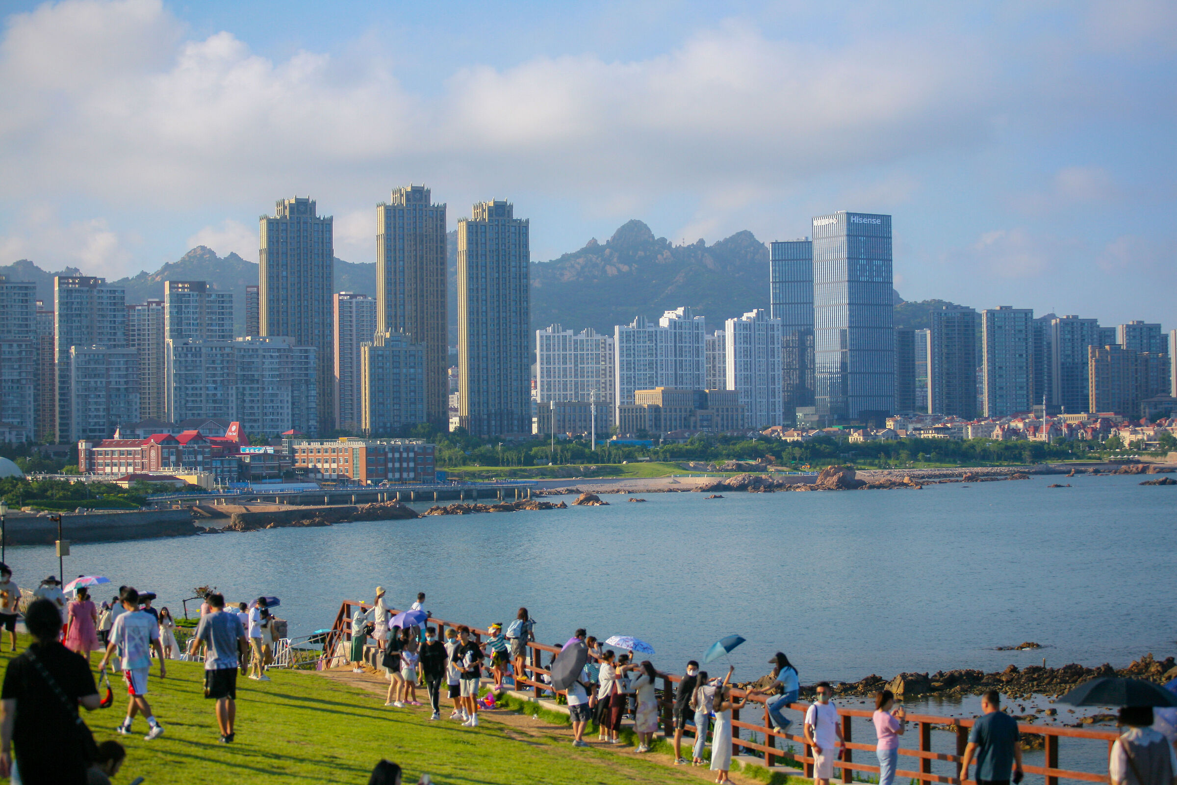 A peaceful summer day at Xiaomai island