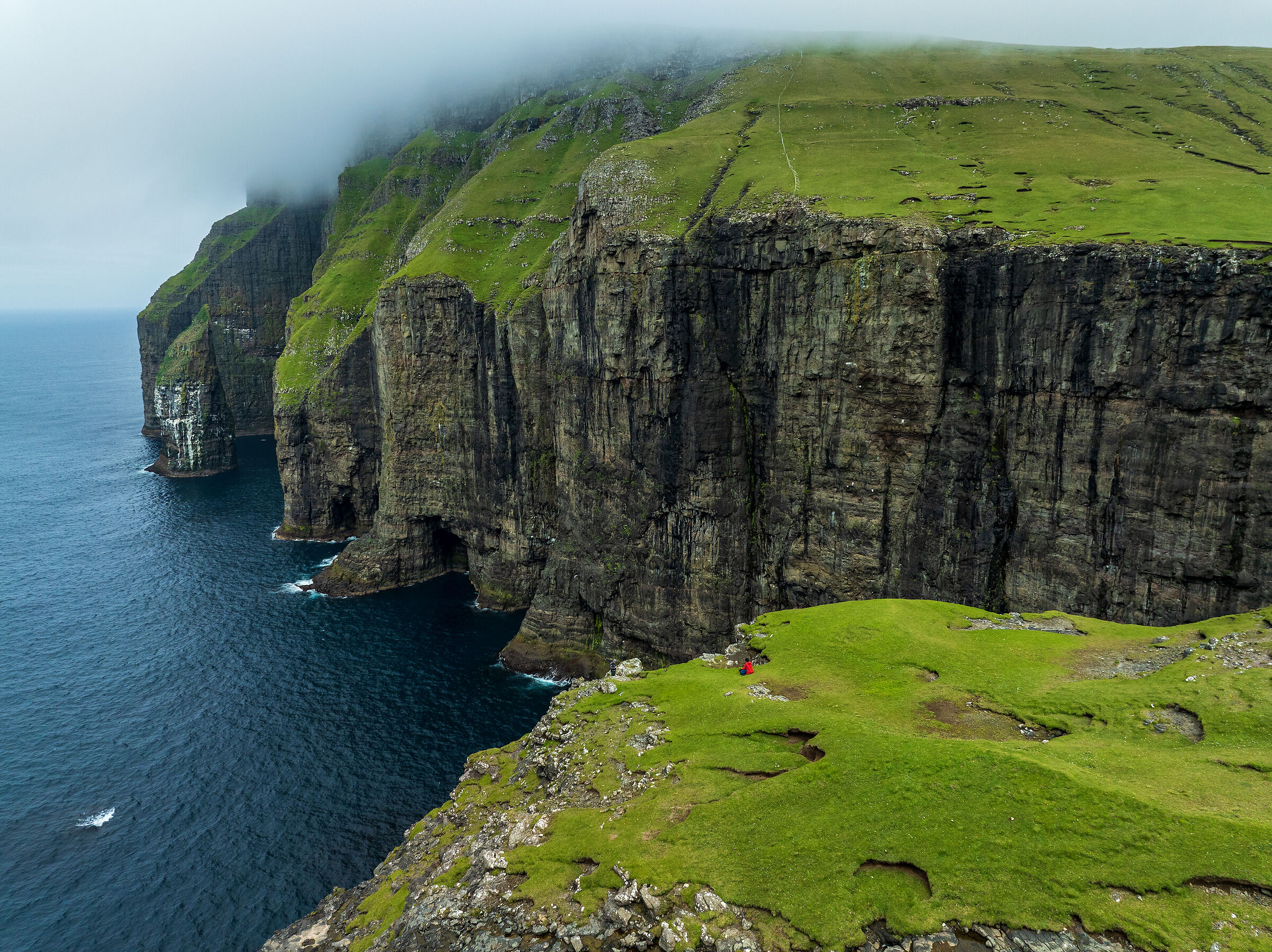 The towering cliffs of Asmundarstakkur