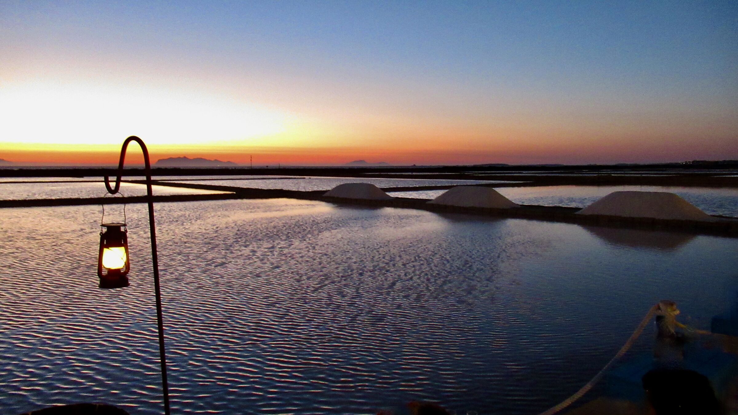 Salina genna al tramonto