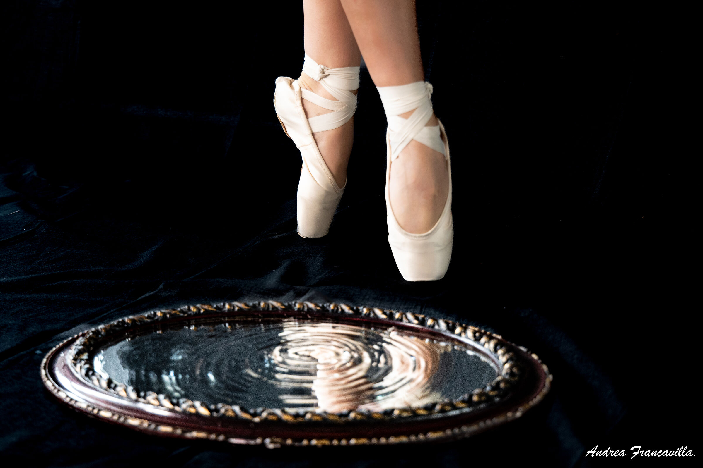 Mirror or Stargate...?