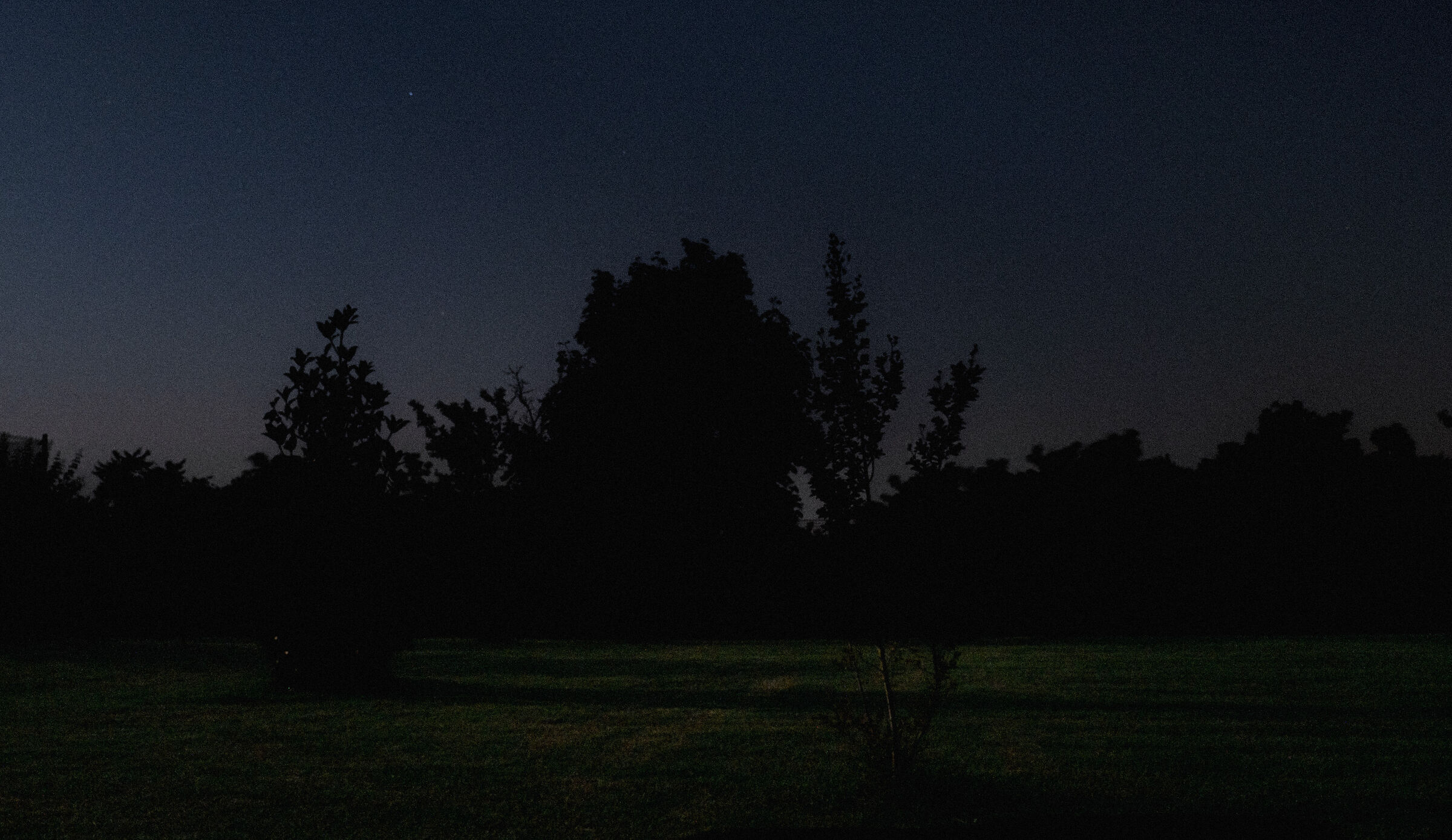 in cascina di notte