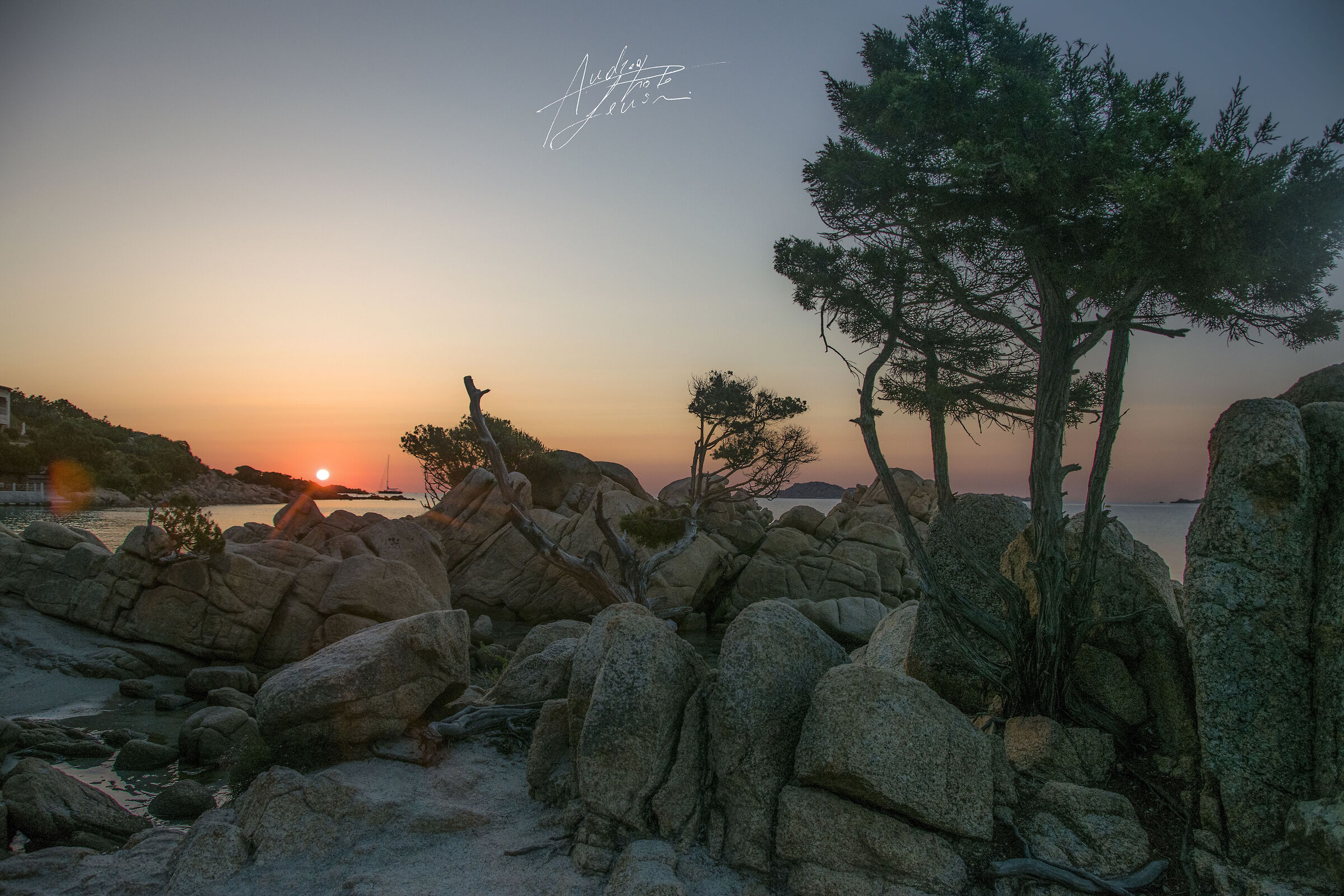 CAPRICCIOLI BEACH AT SUNRISE