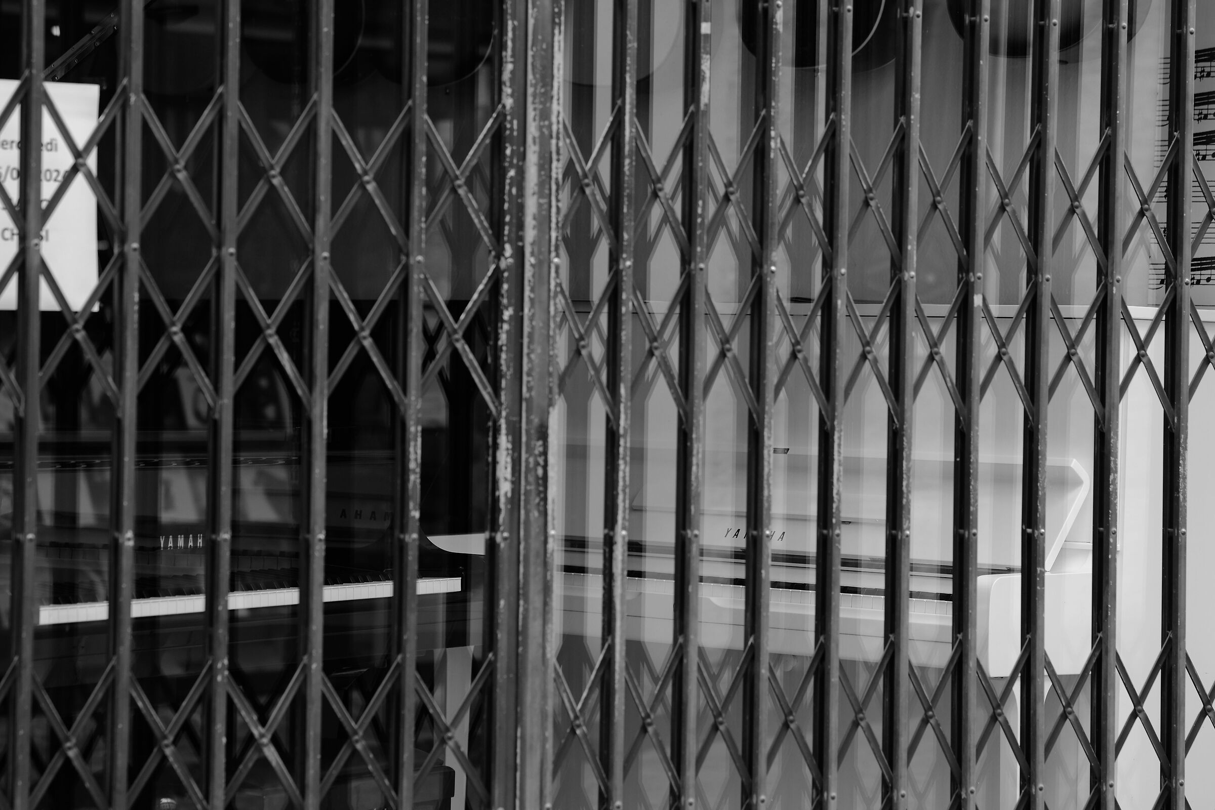 forse domani, ora silenzio...