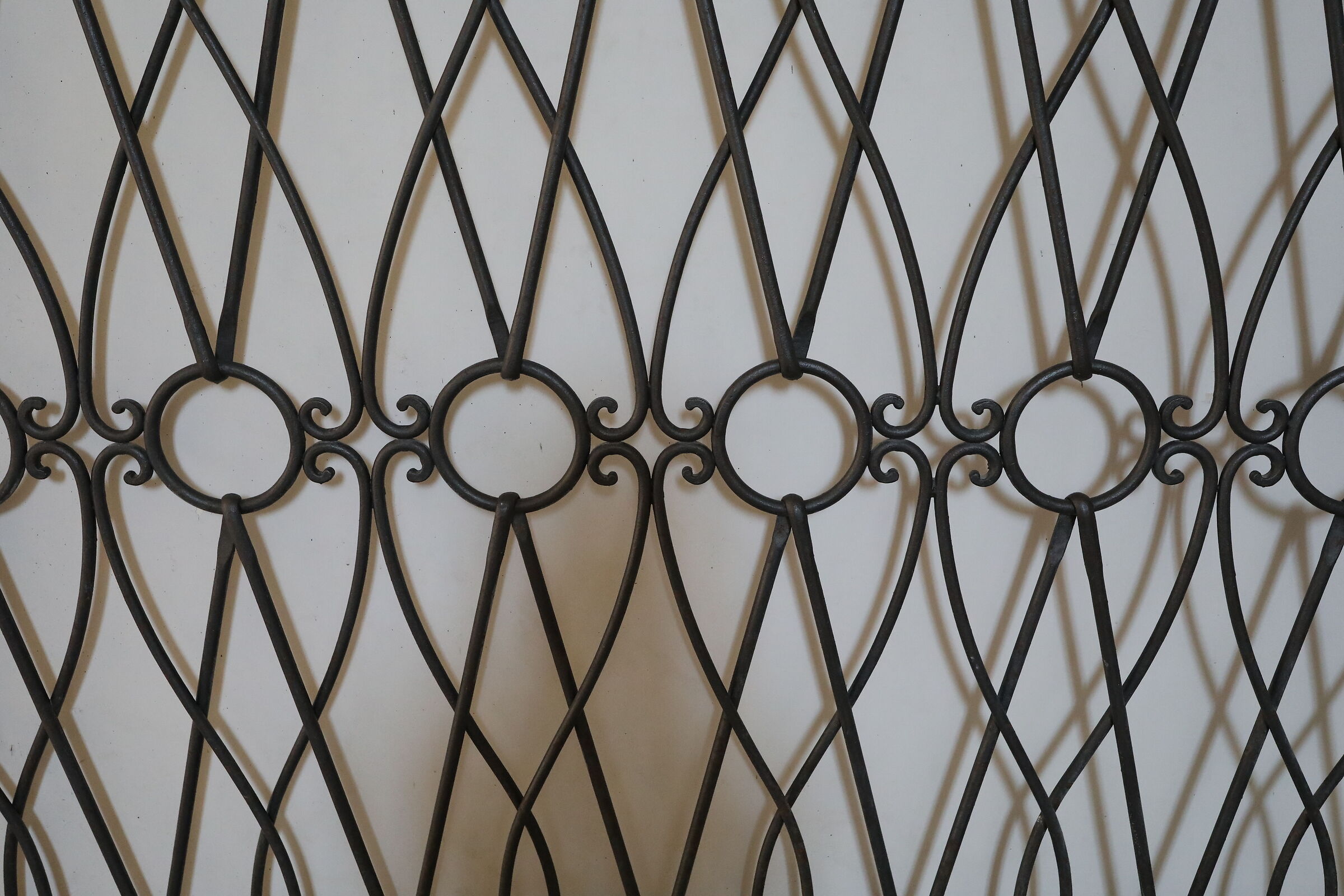 @ "ISO 6 Thousand 400", Canon 5 D IV, 35, F.2 IS USM