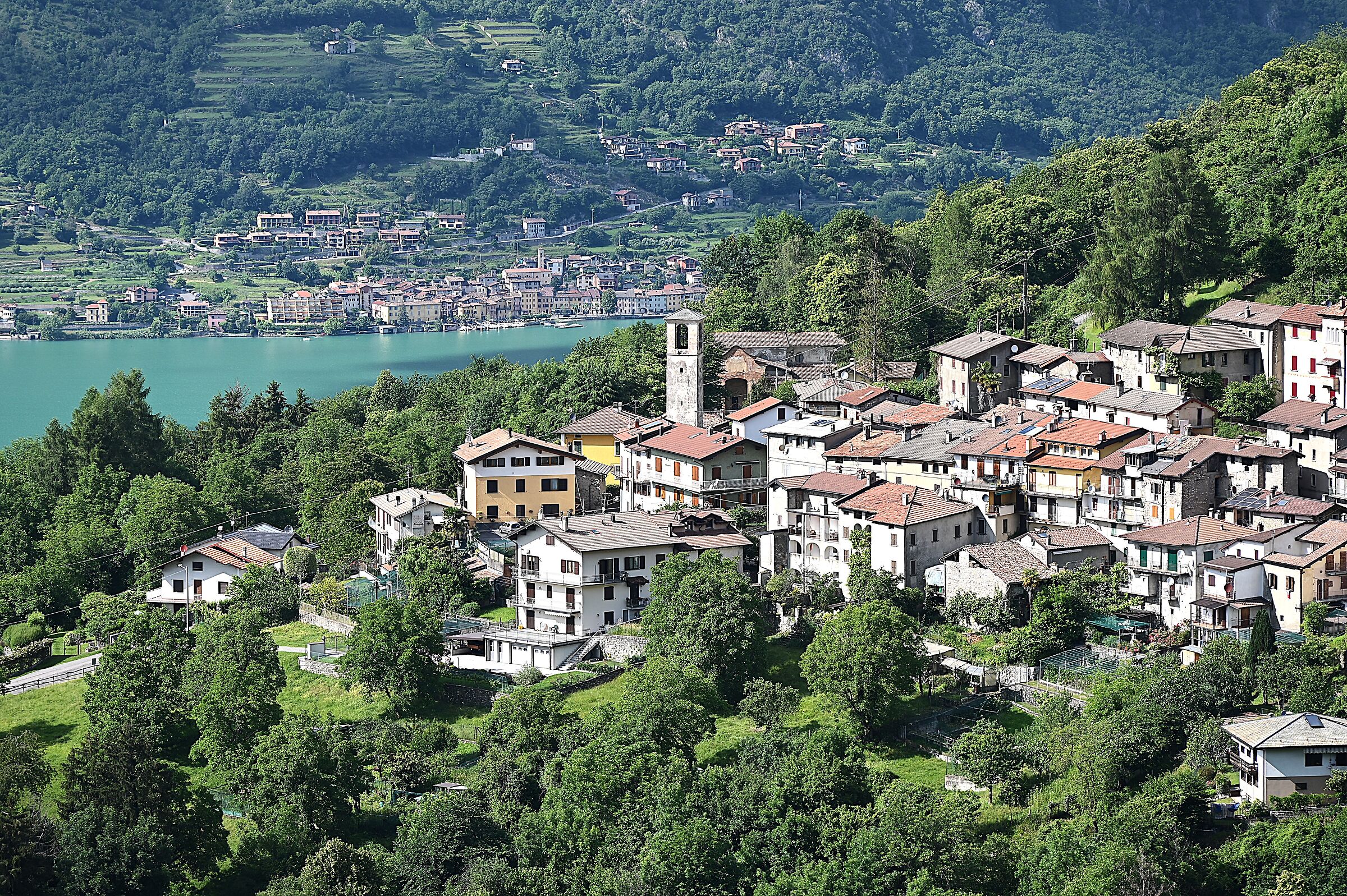 Ponna Superiore and Lake Lugano.