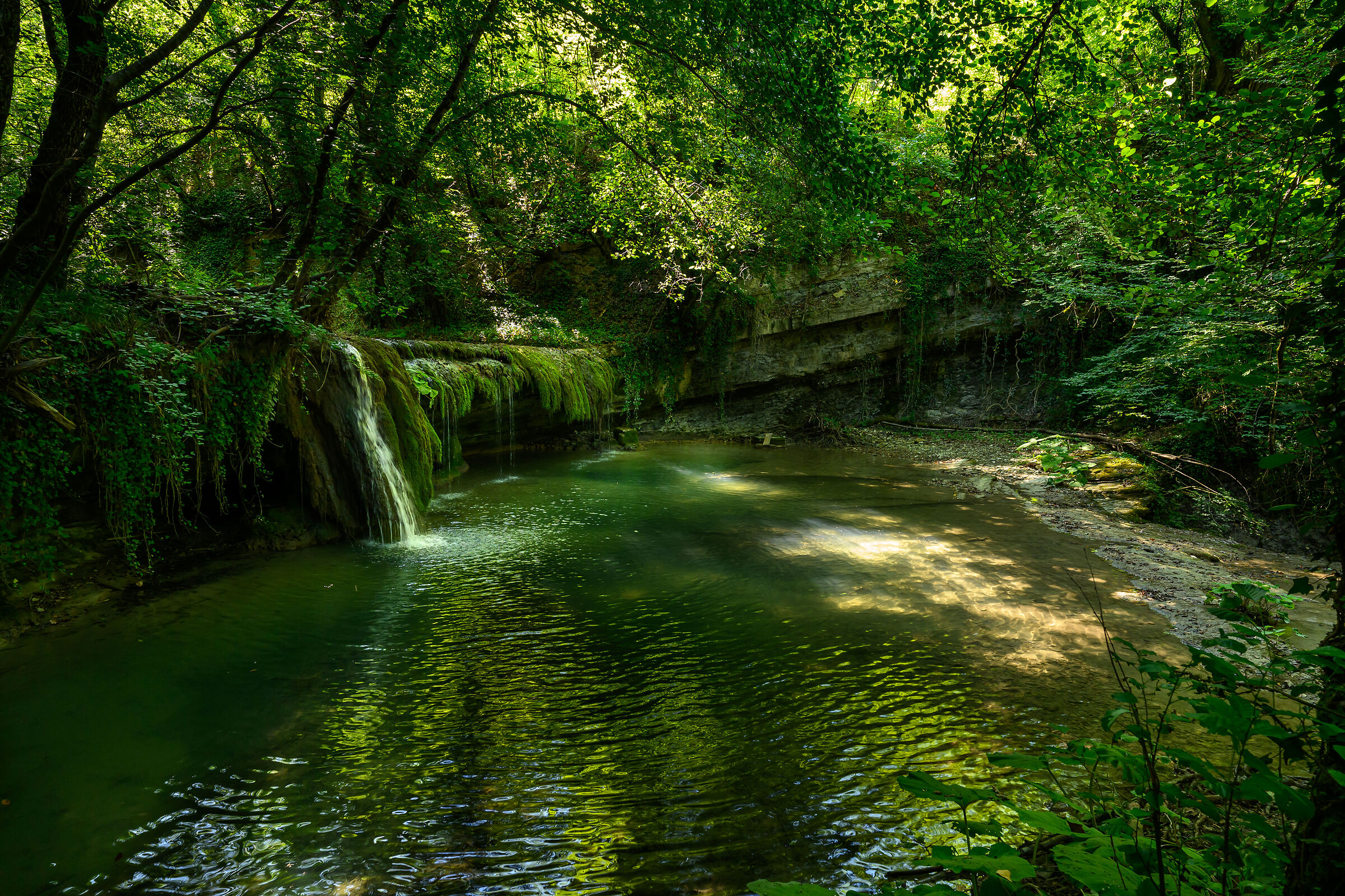 Col di Pinzo waterfalls