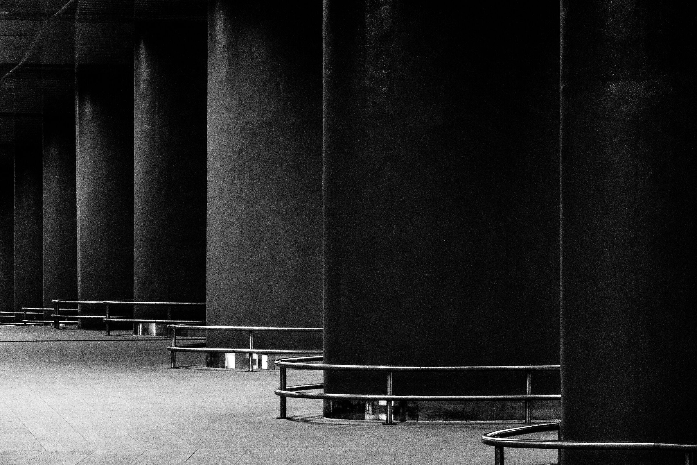 Underground monoliths