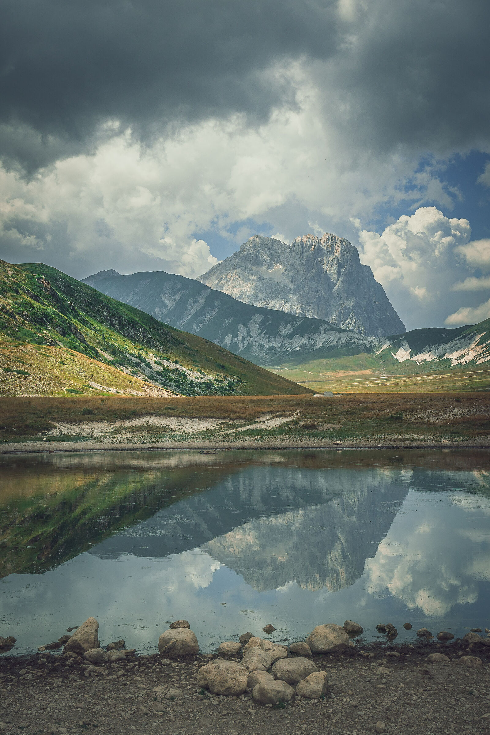Reflection of the Great Horn