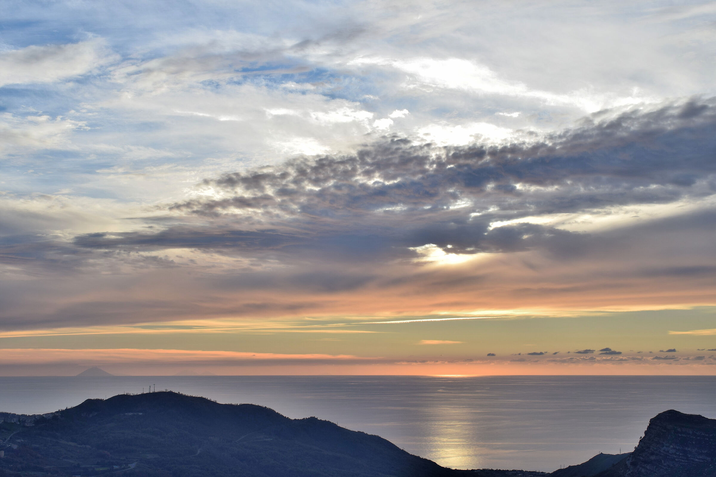 Sea-Mountains 4 - Maritime Viewpoint