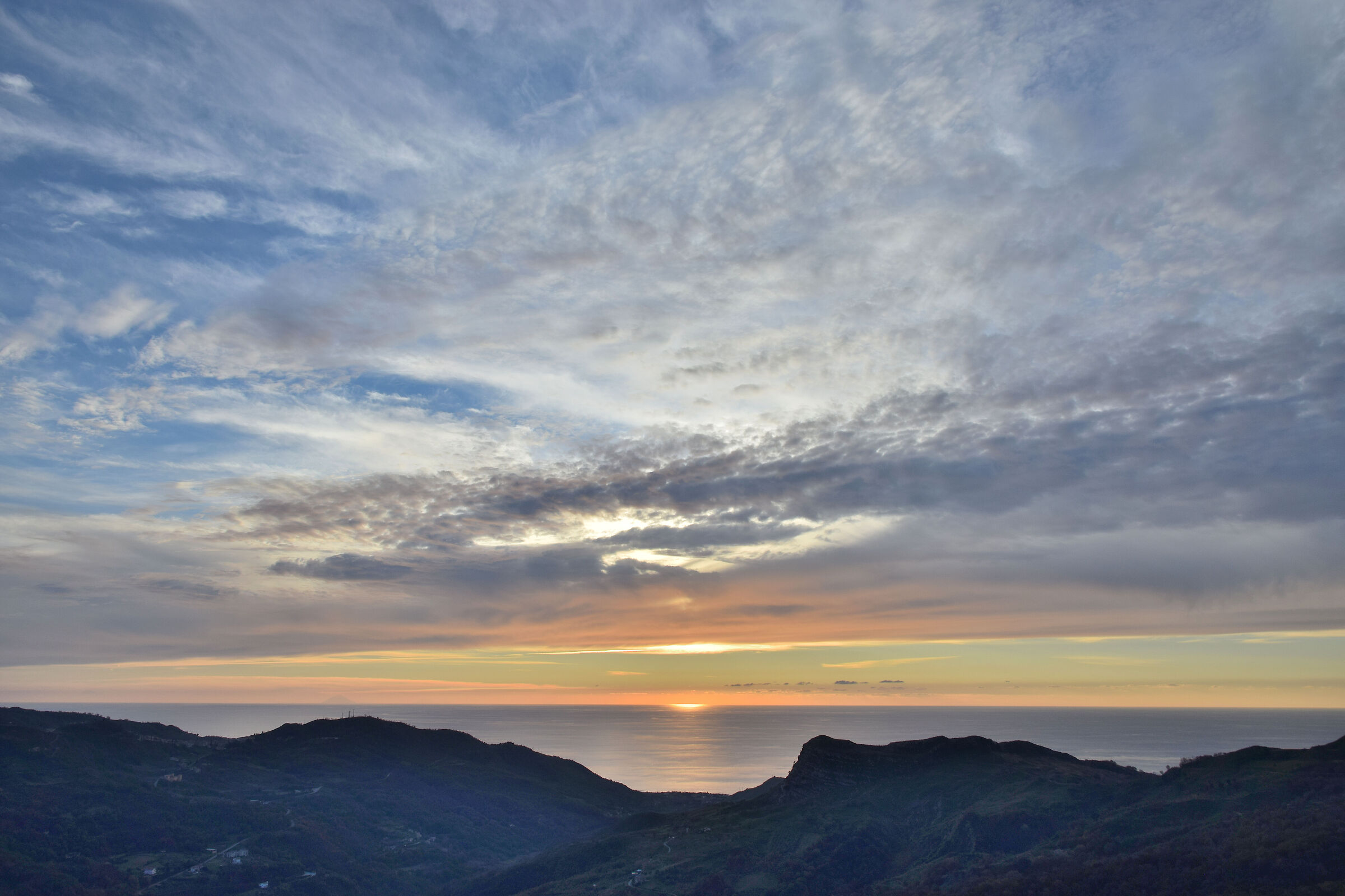Sea-mountains 5 - Maritime viewpoint