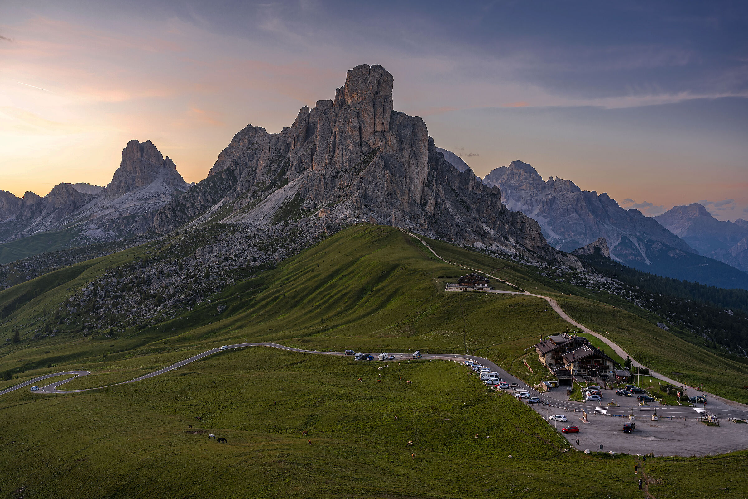 Passo di Giau all'imbrunire