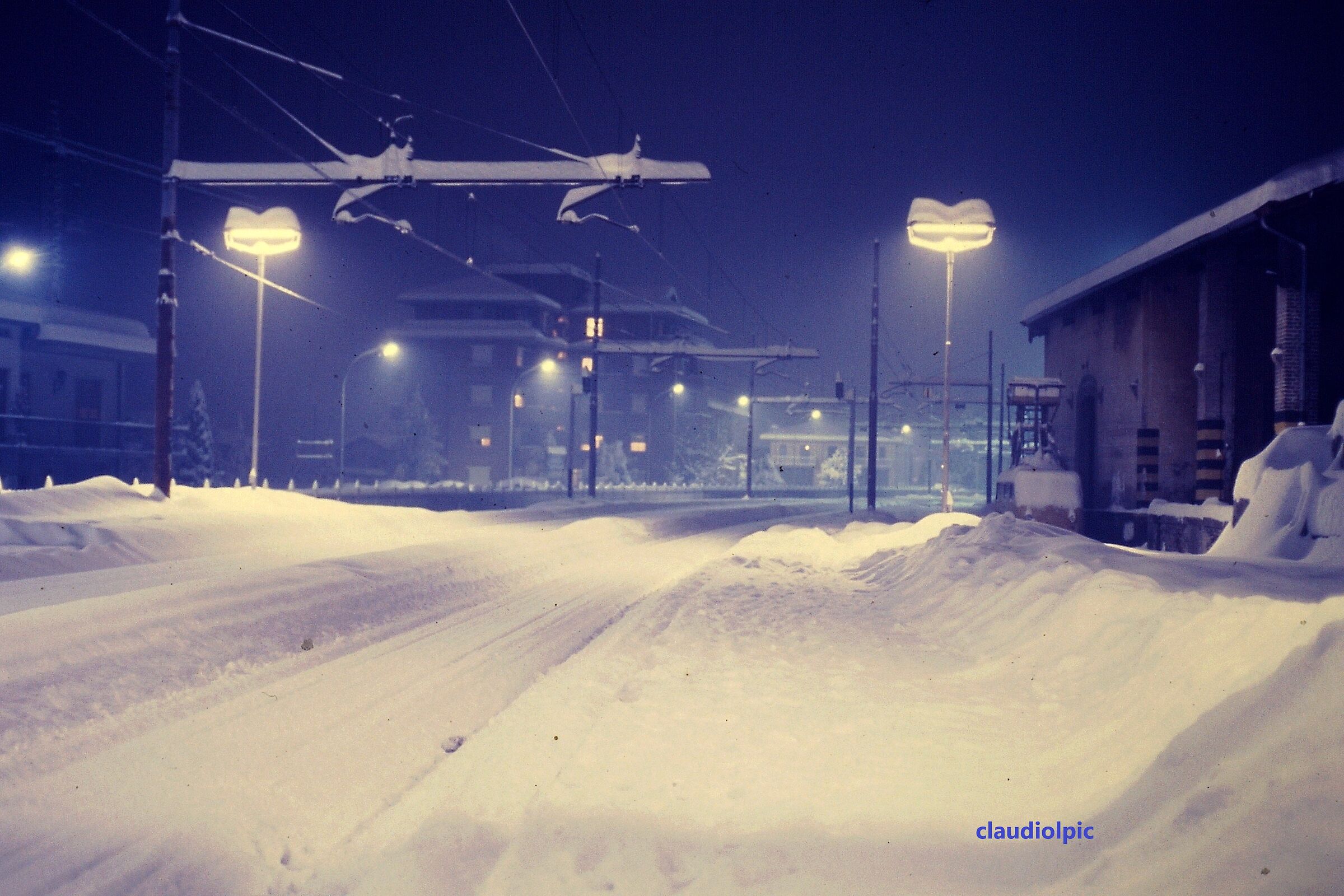 Snowfall 1985 from Dia Fuji 50 Stand 30 sec ca