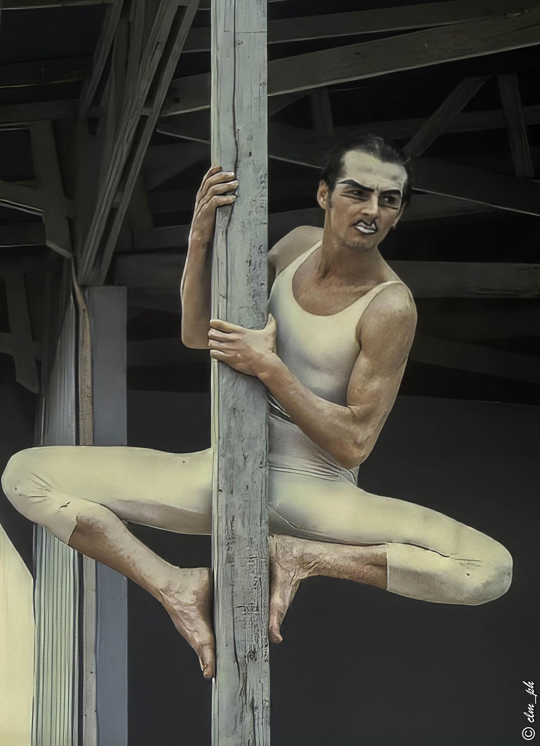 PARIS 82 street artist