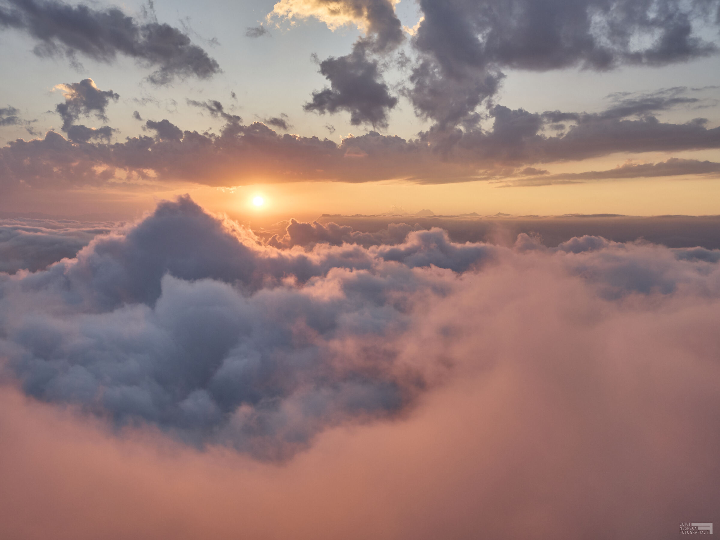 Tramonto con inversione termica - Maiella