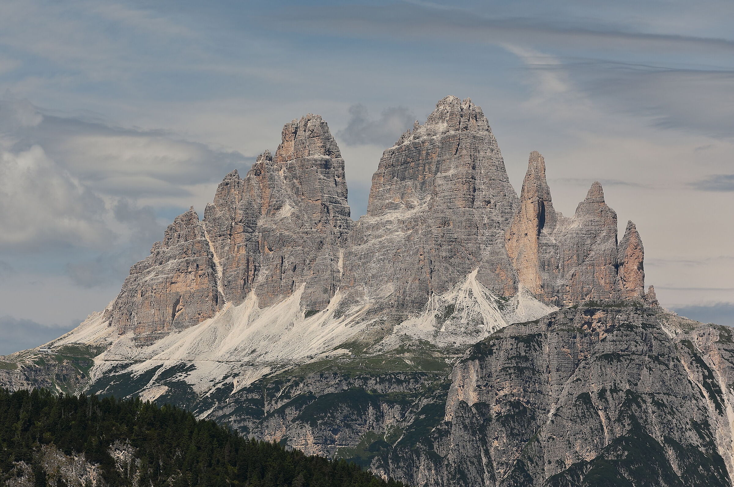 07/08/2024 - The Three Peaks from Monte Agudo