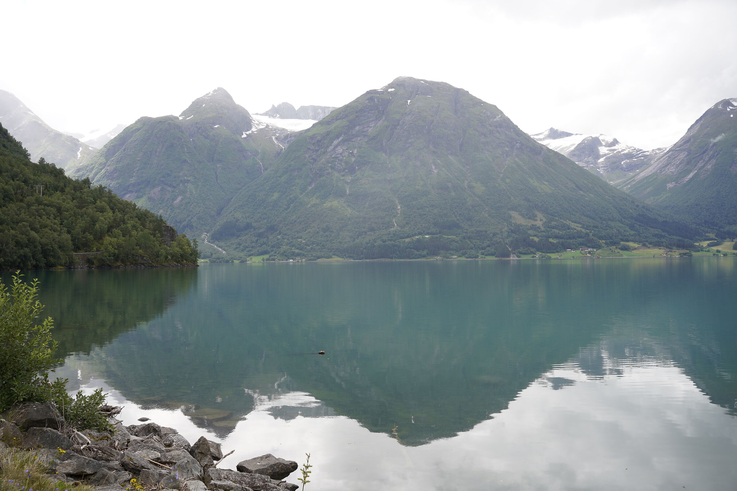 Geiranger. Lago Djupvatnet