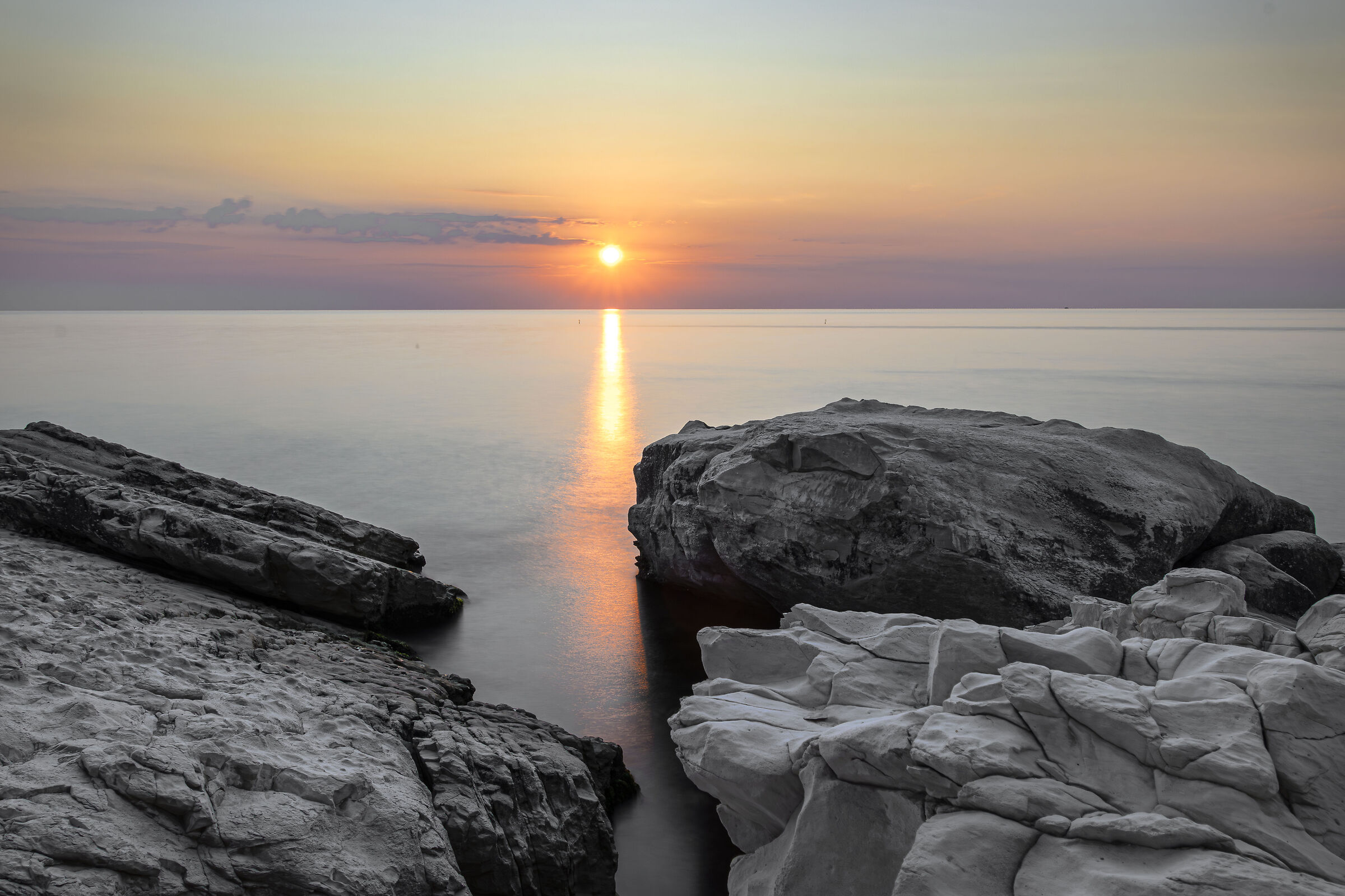 Un'alba di qualche anno fa