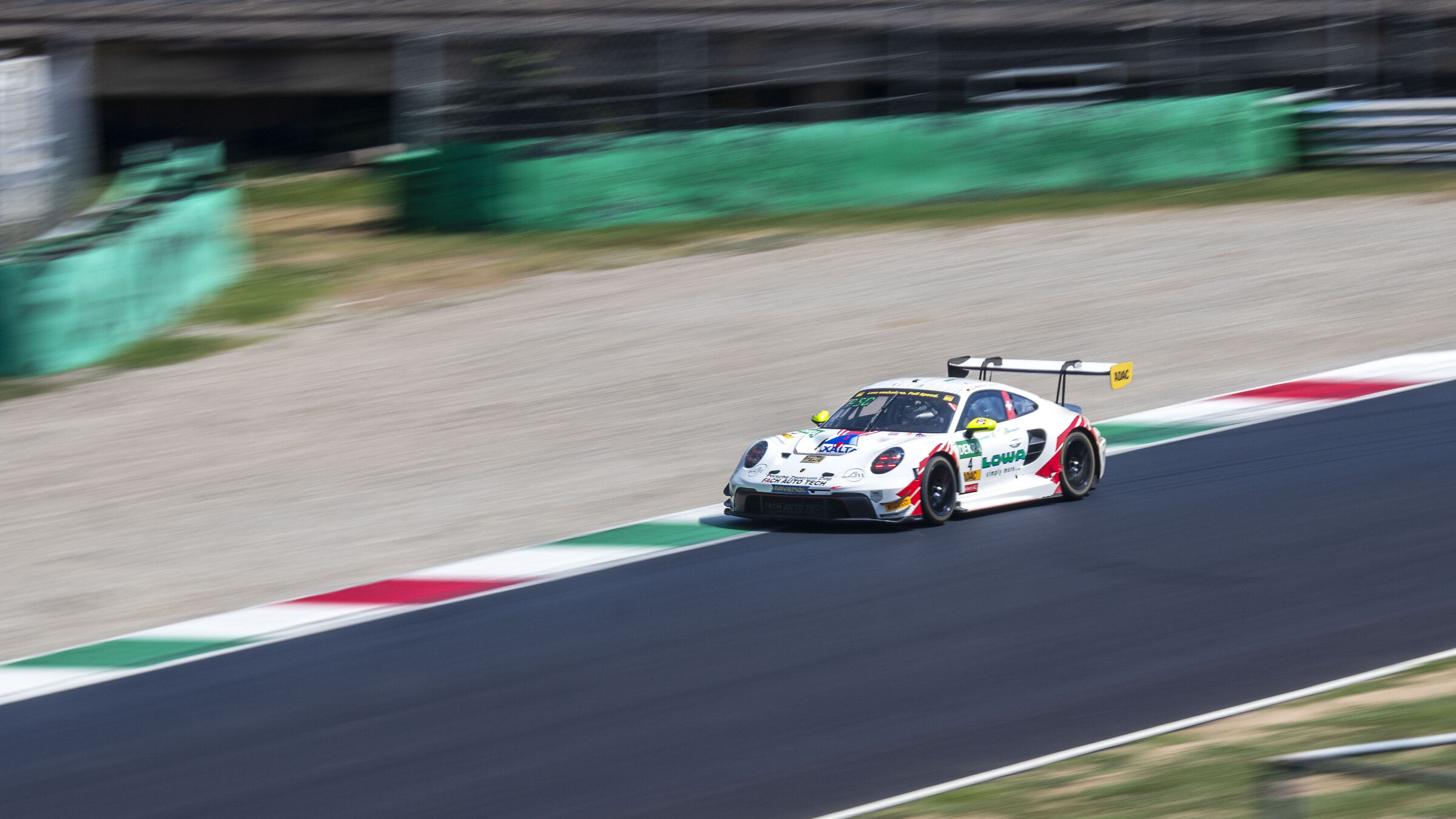 Porsche 911 GT3 R - Test Kateyama