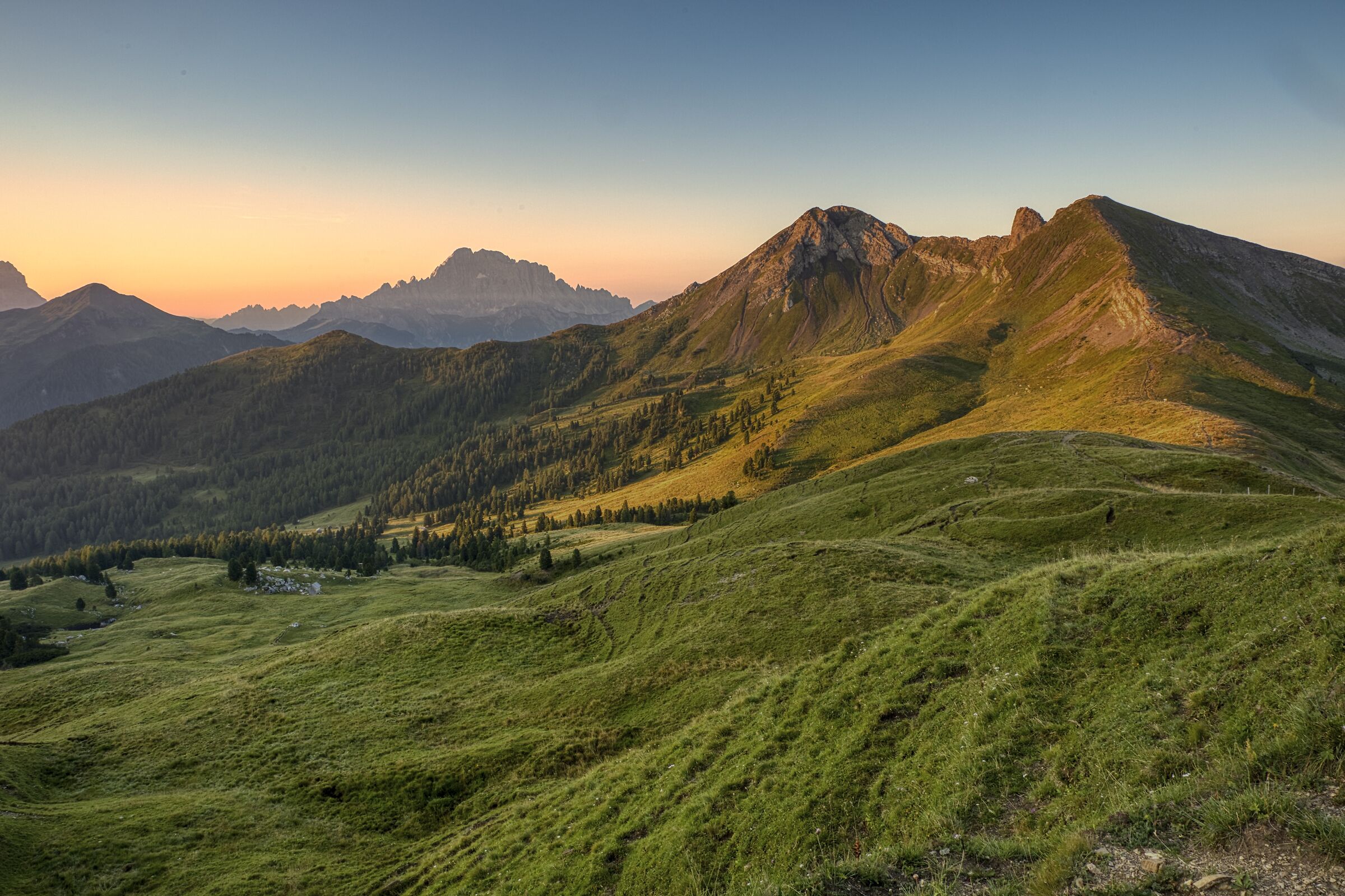 Col di Lana, Monte Sief e Civetta all'alba