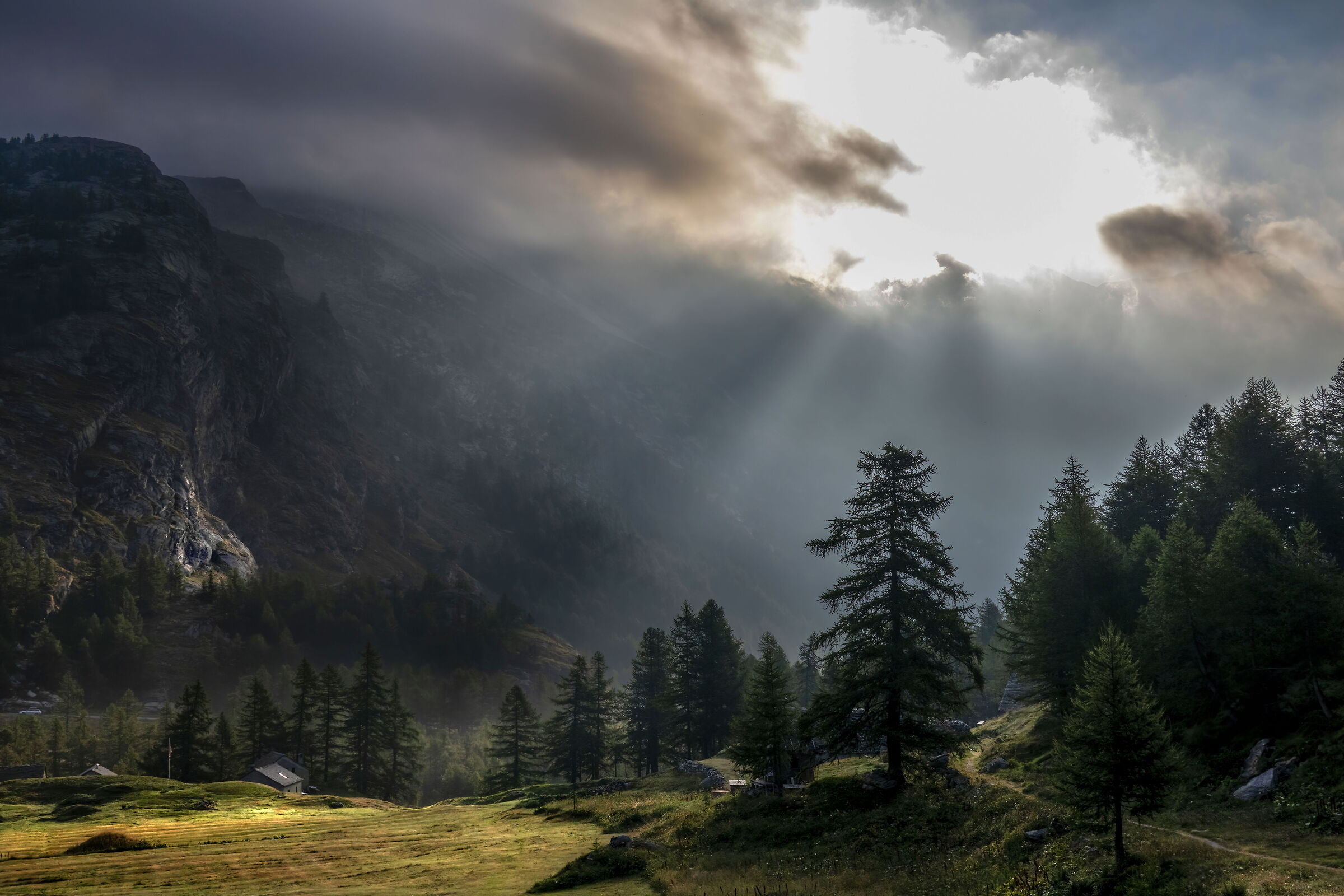 The first light on the alp
