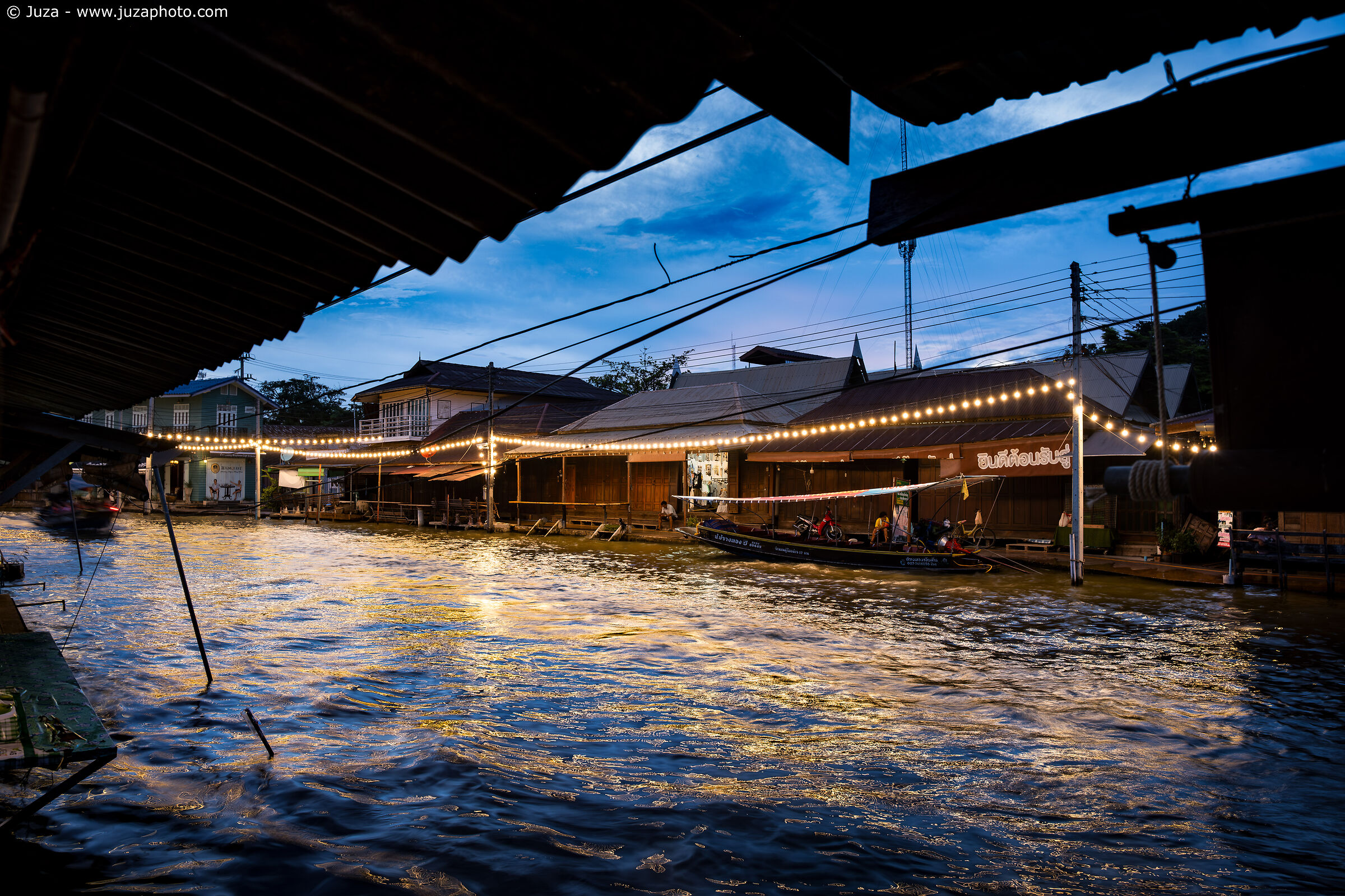 Amphawa, the village on the water