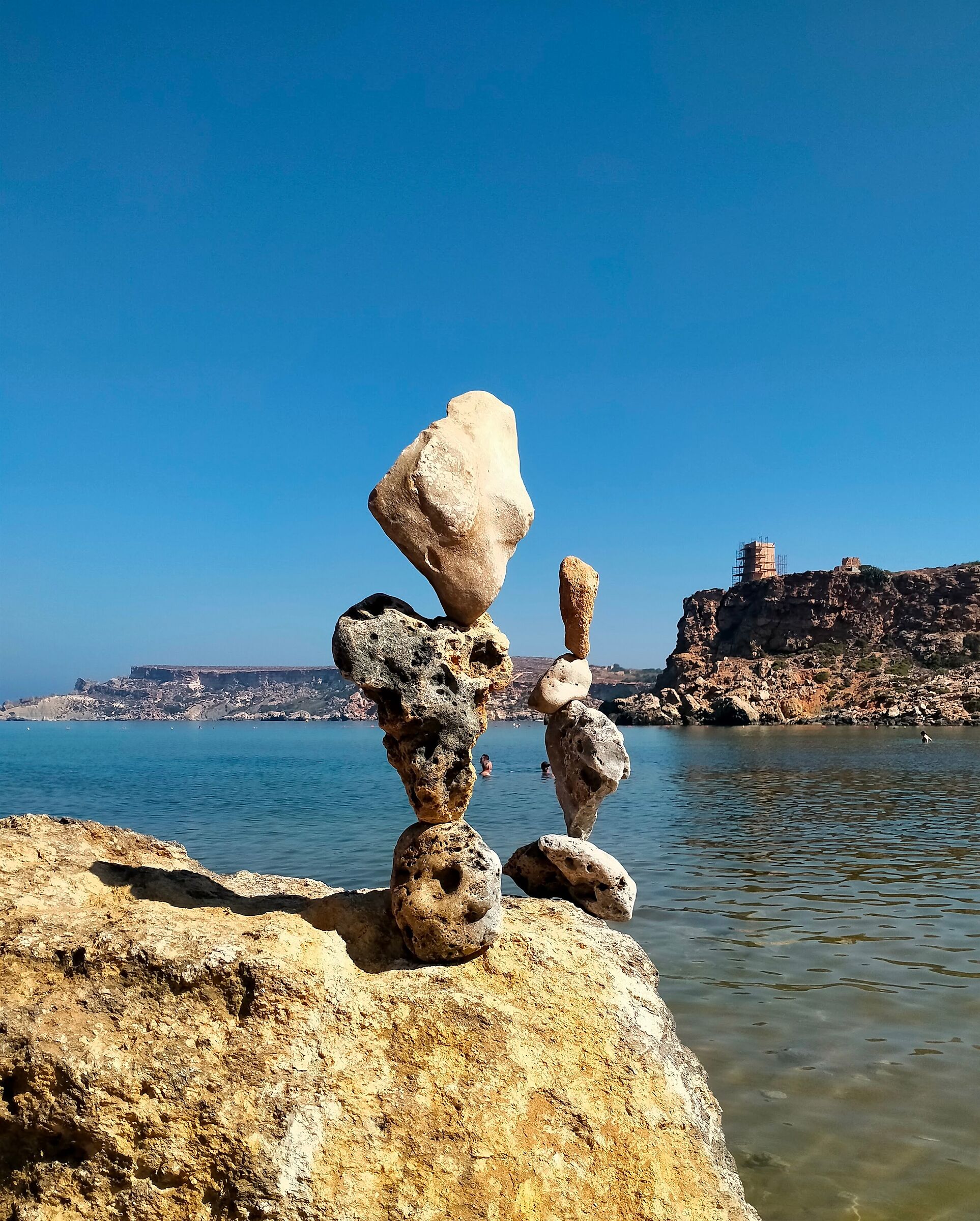 The three towers of mortar