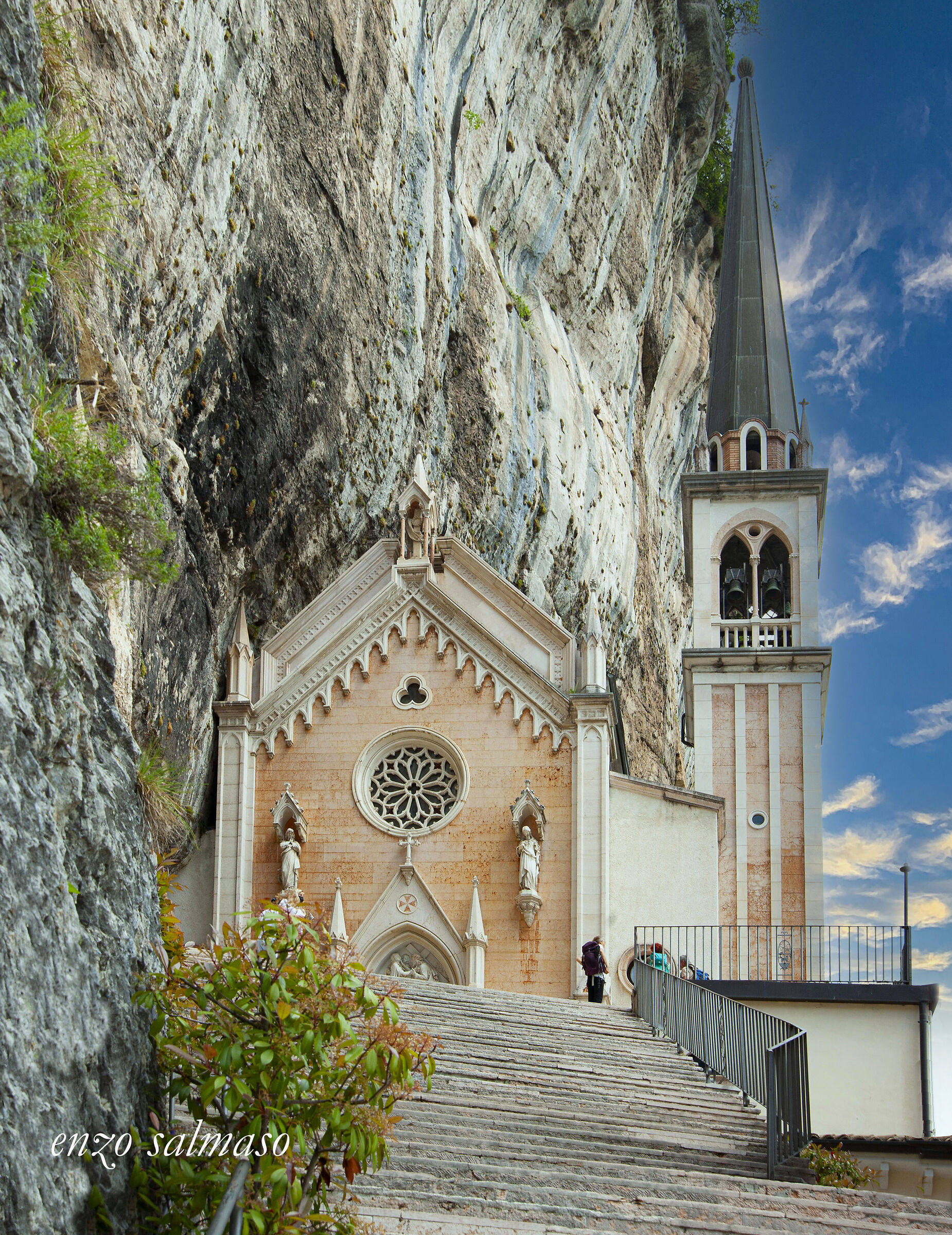 Madonna della corona