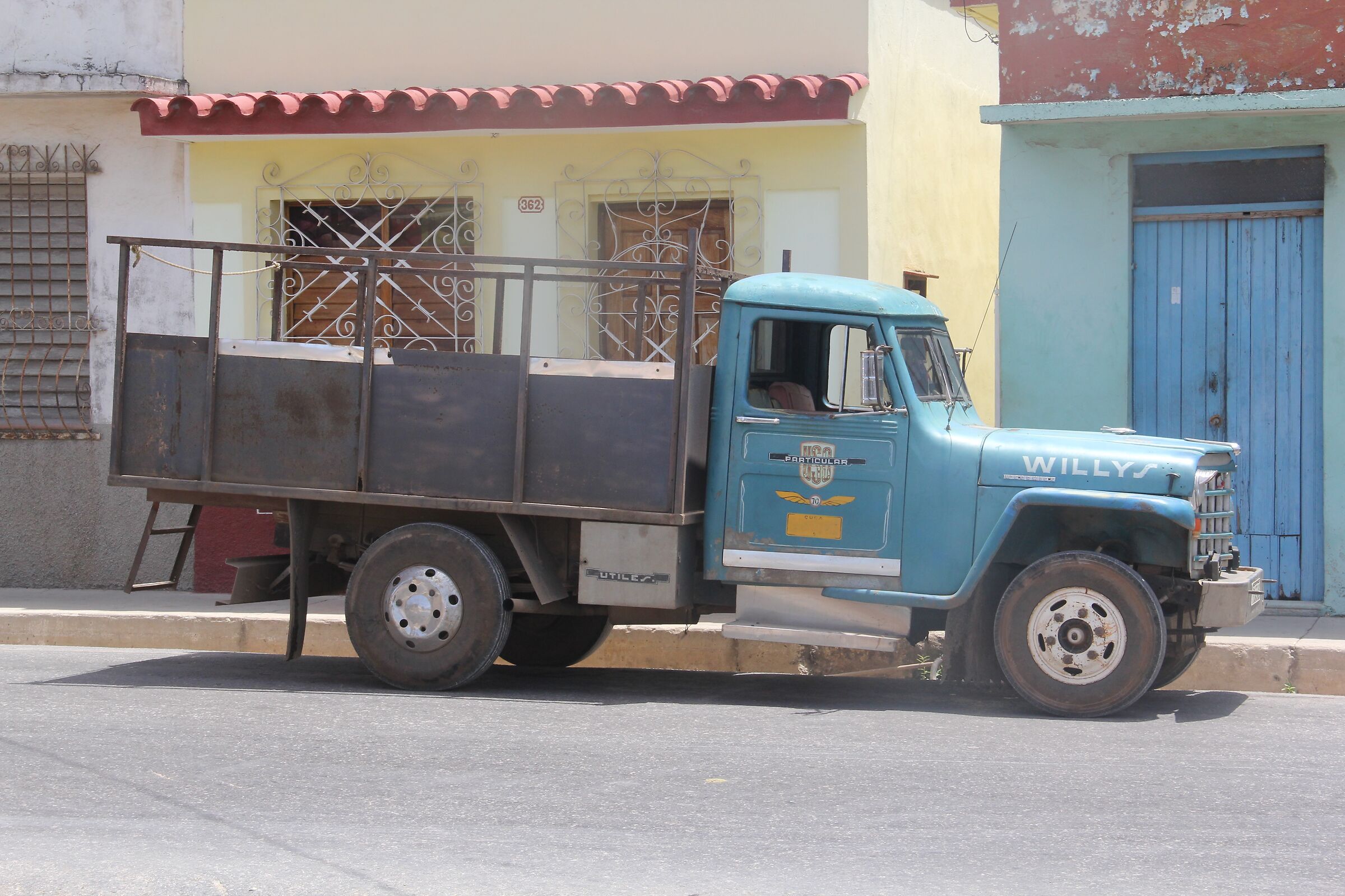 Cuba, vintage pickup truck
