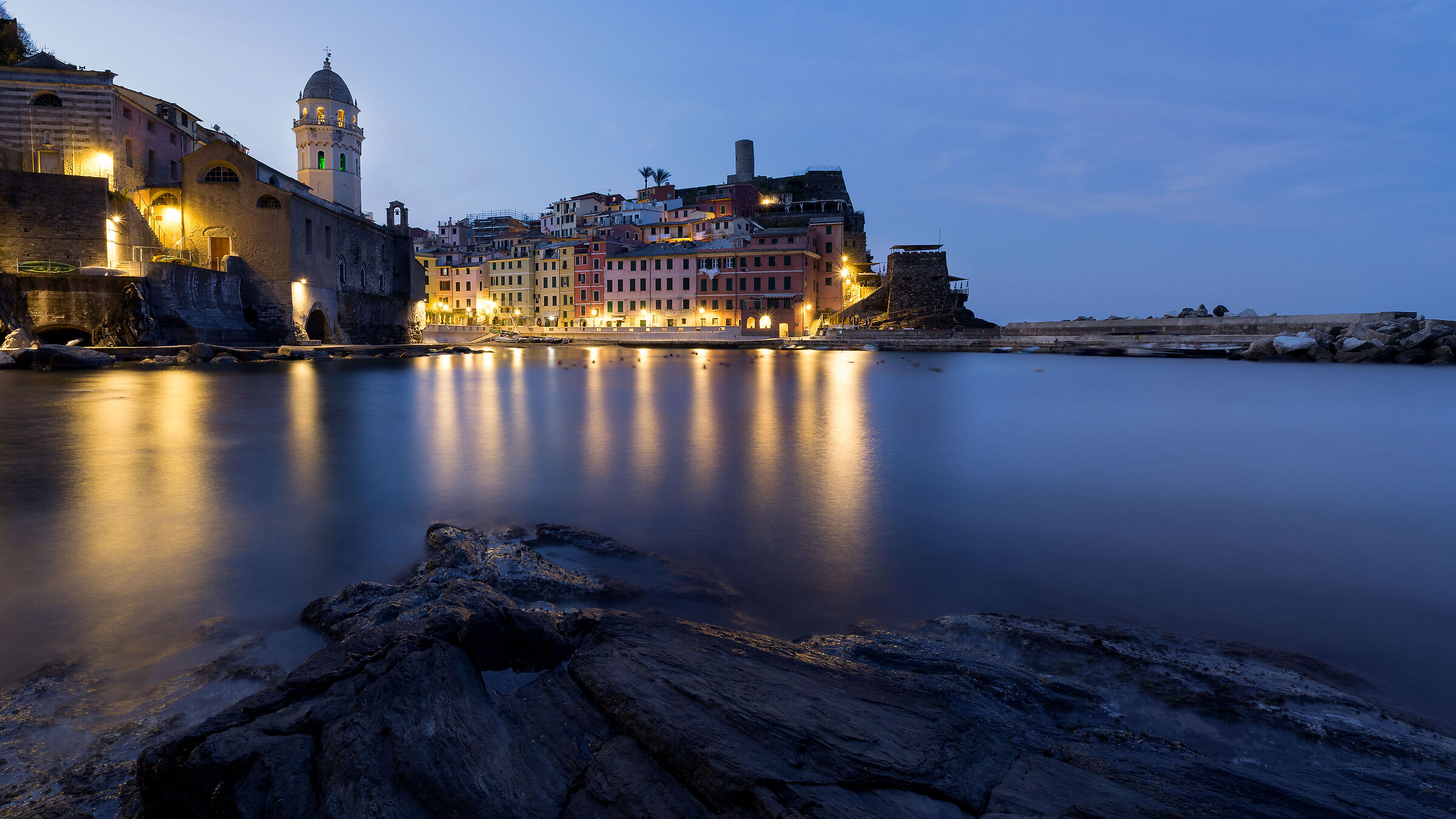 Vernazza al risveglio