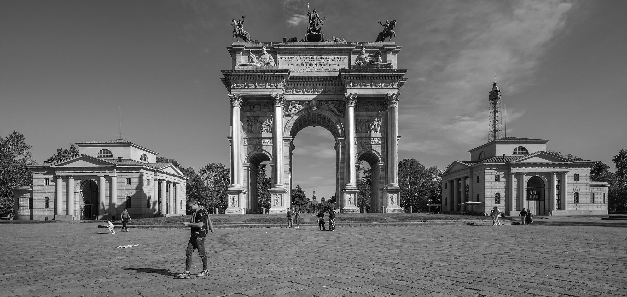 Arco della Pace con gli ex Caselli Daziari - 3