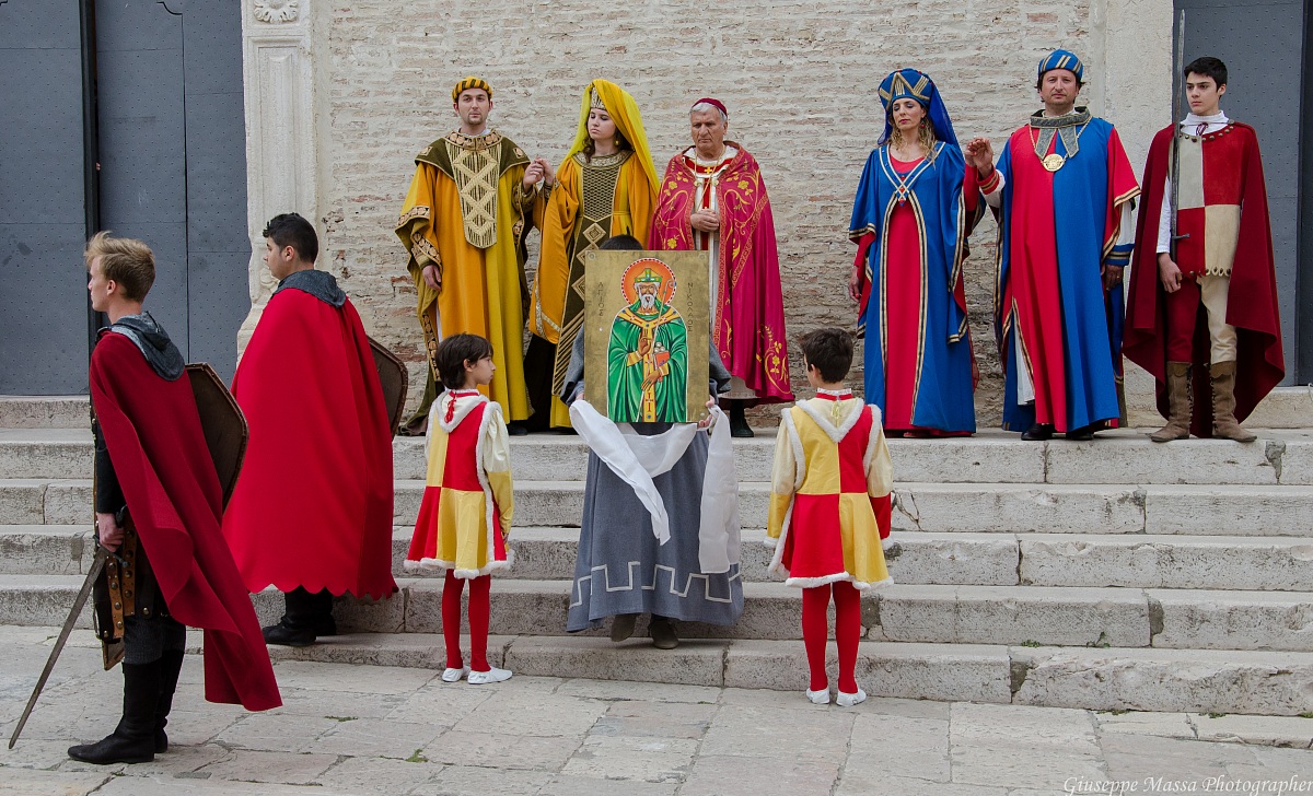 Delivery of the Holy dell'effige of Mira