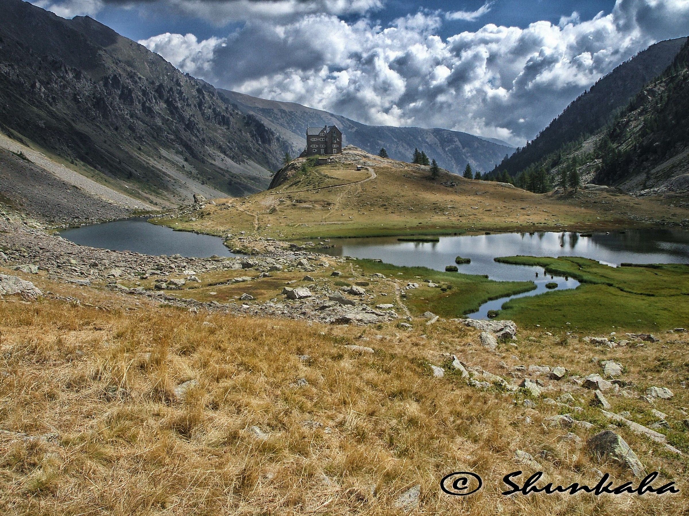 Rifugio Migliorero e Lago Inferiore di Ischiator