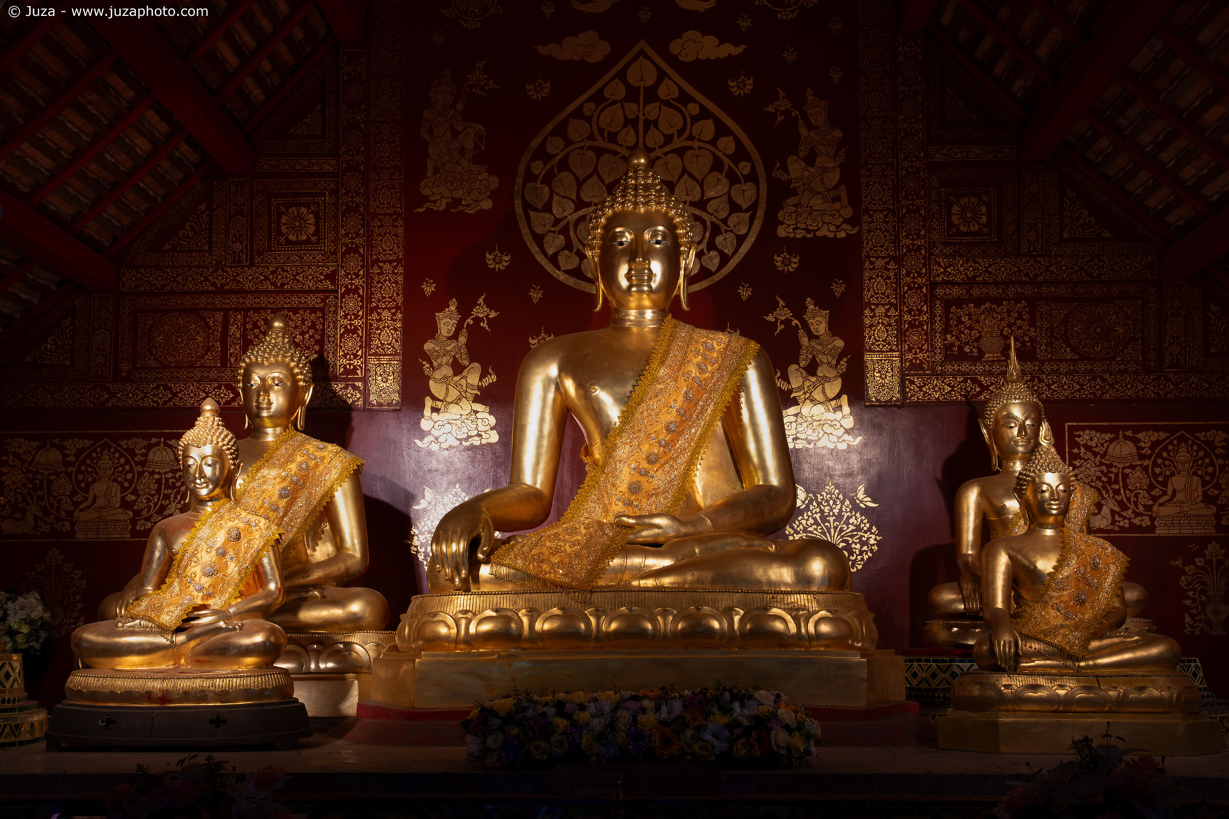 Golden Buddhas, Wat Chiang Man