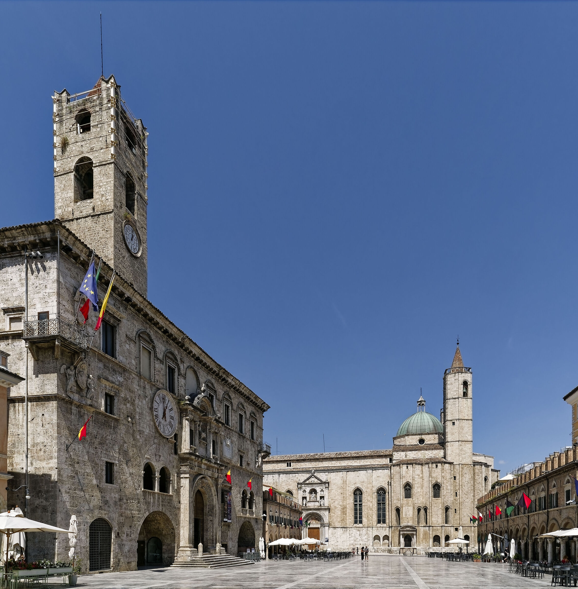 Piazza del popolo Ascoli Piceno