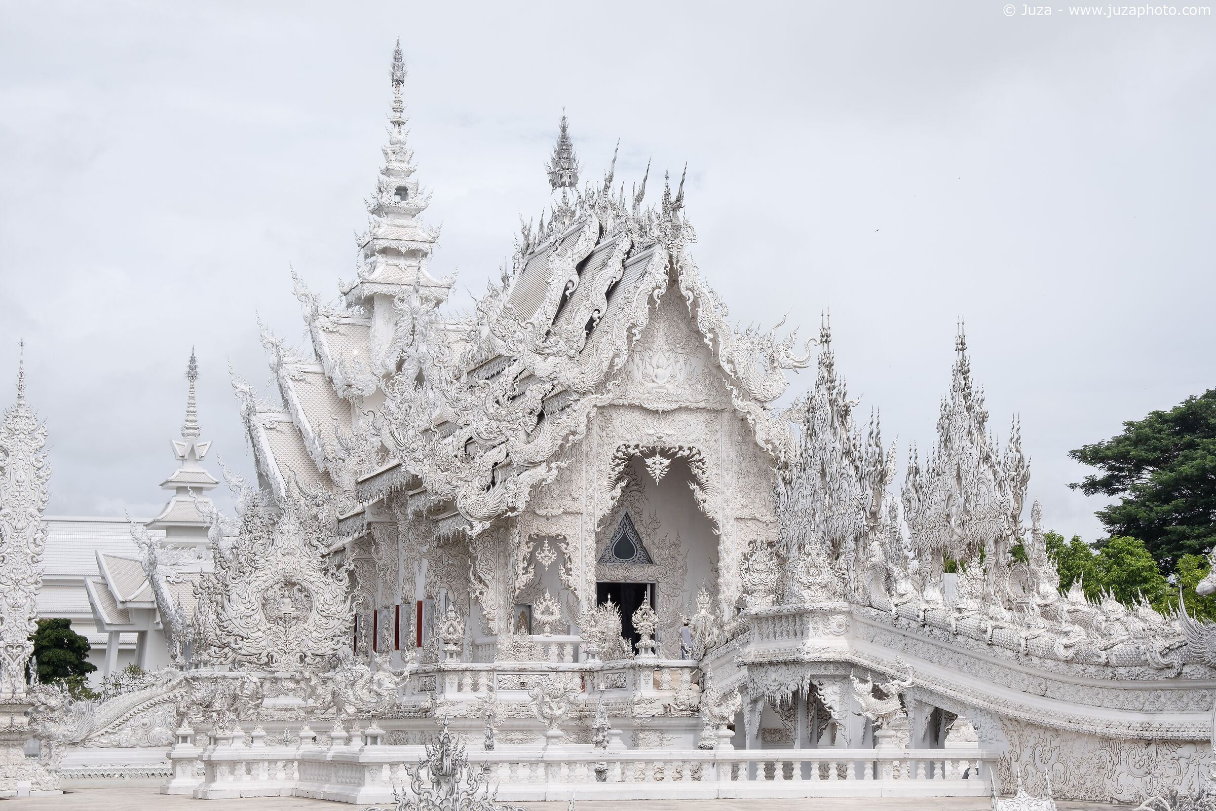 Tempio Bianco di Chiang Rai in hi-key