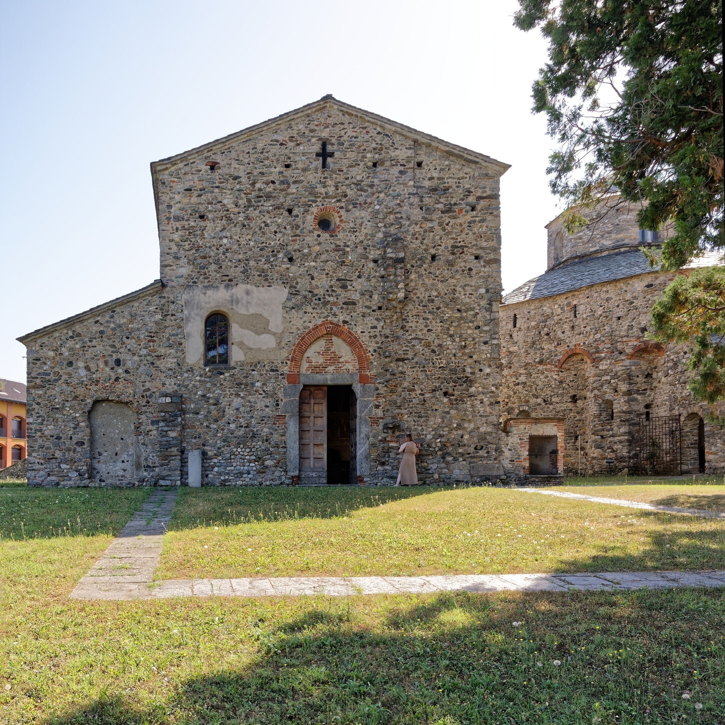 Basilica of San Vincenzo in Galliano (CO)