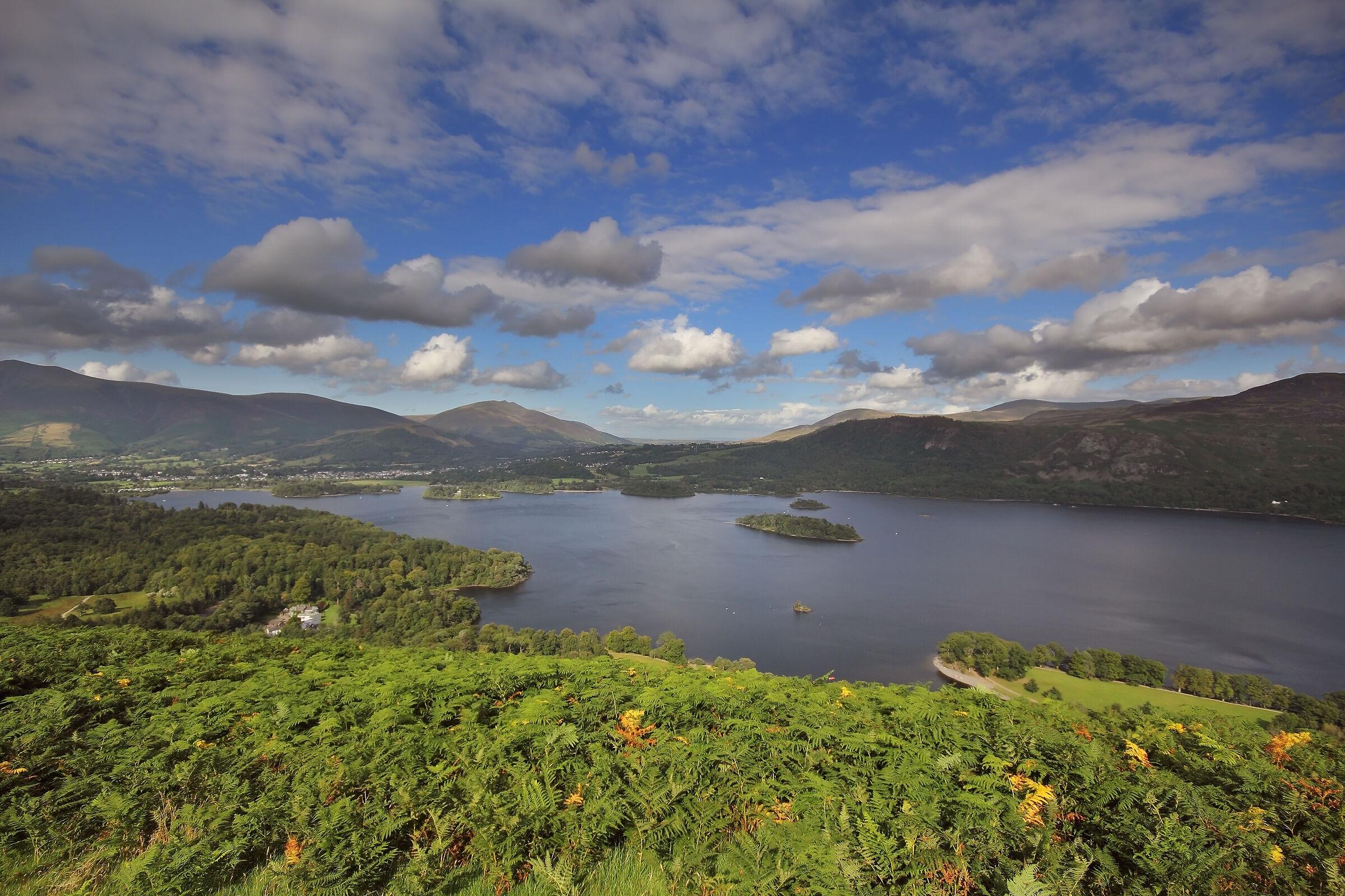 The Lake district introduces itself to our friends Juzzini.....