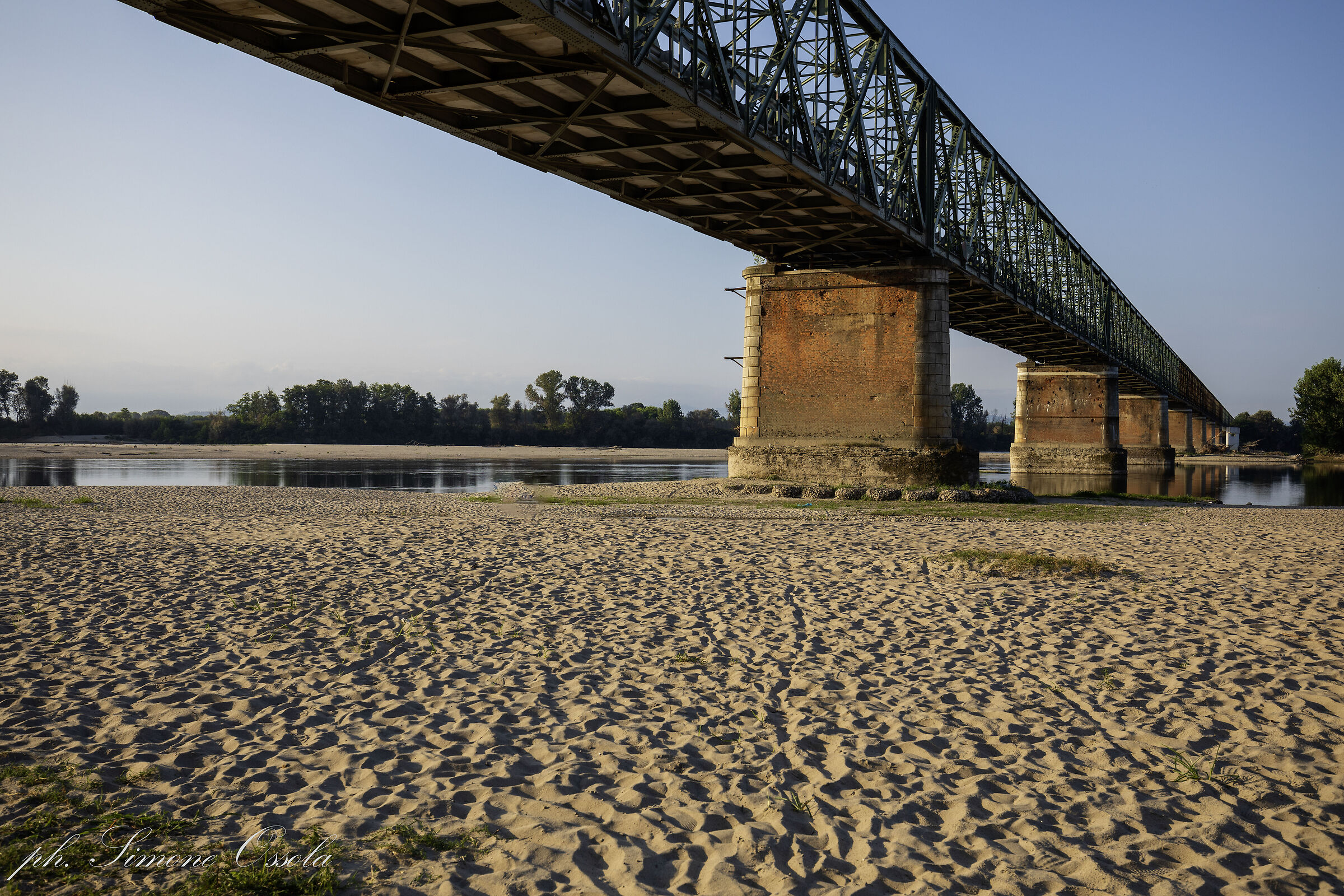 Where does Ticino dive into the Po.....