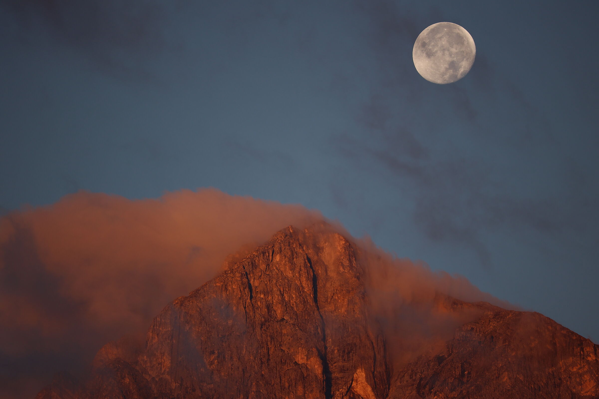 Corno Grande al mattino presto