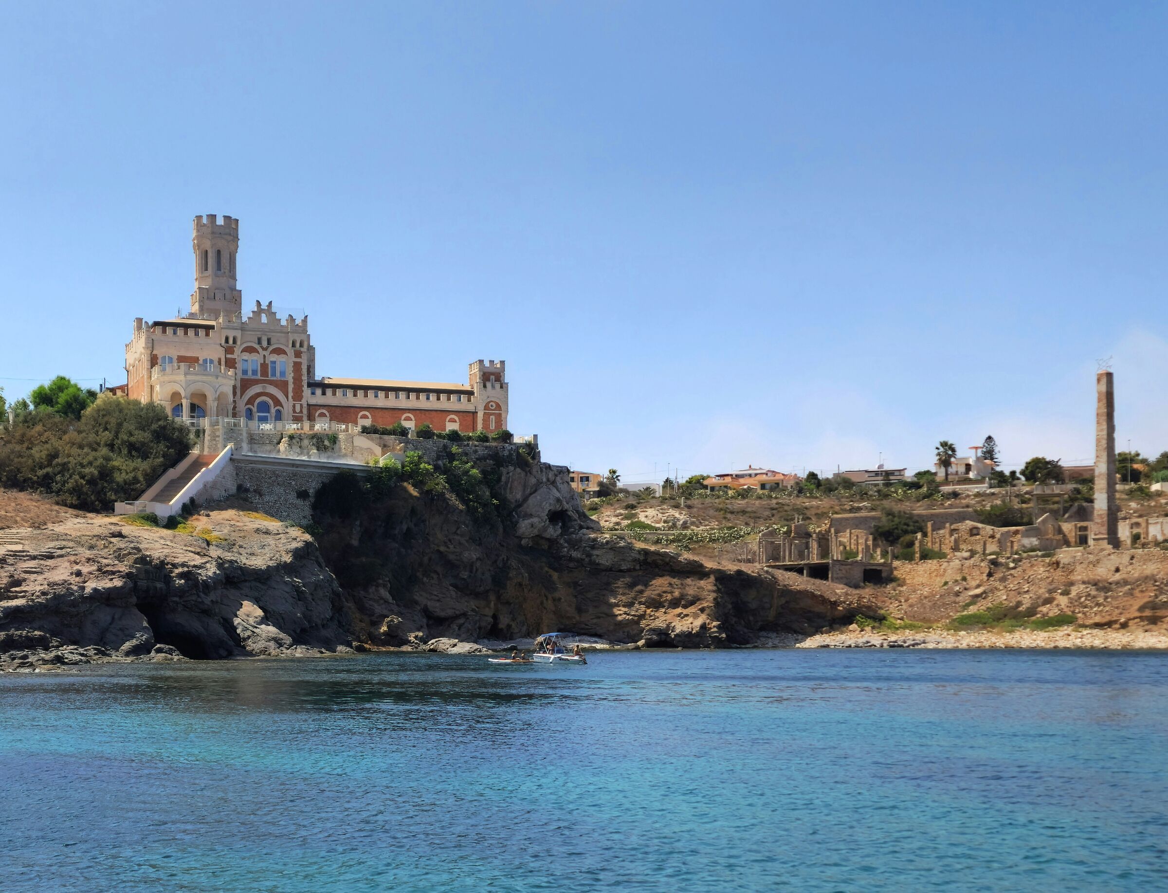 Tafuri Castle and Portopalo Tonnara