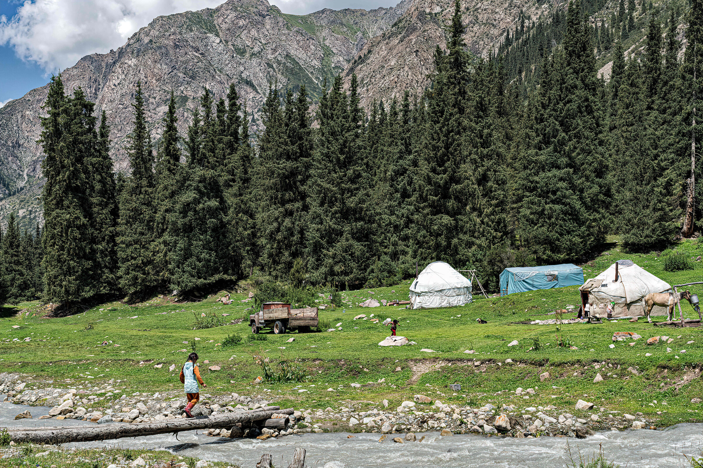 Chon Kyzyl, yurte di pastori nei pascoli estivi