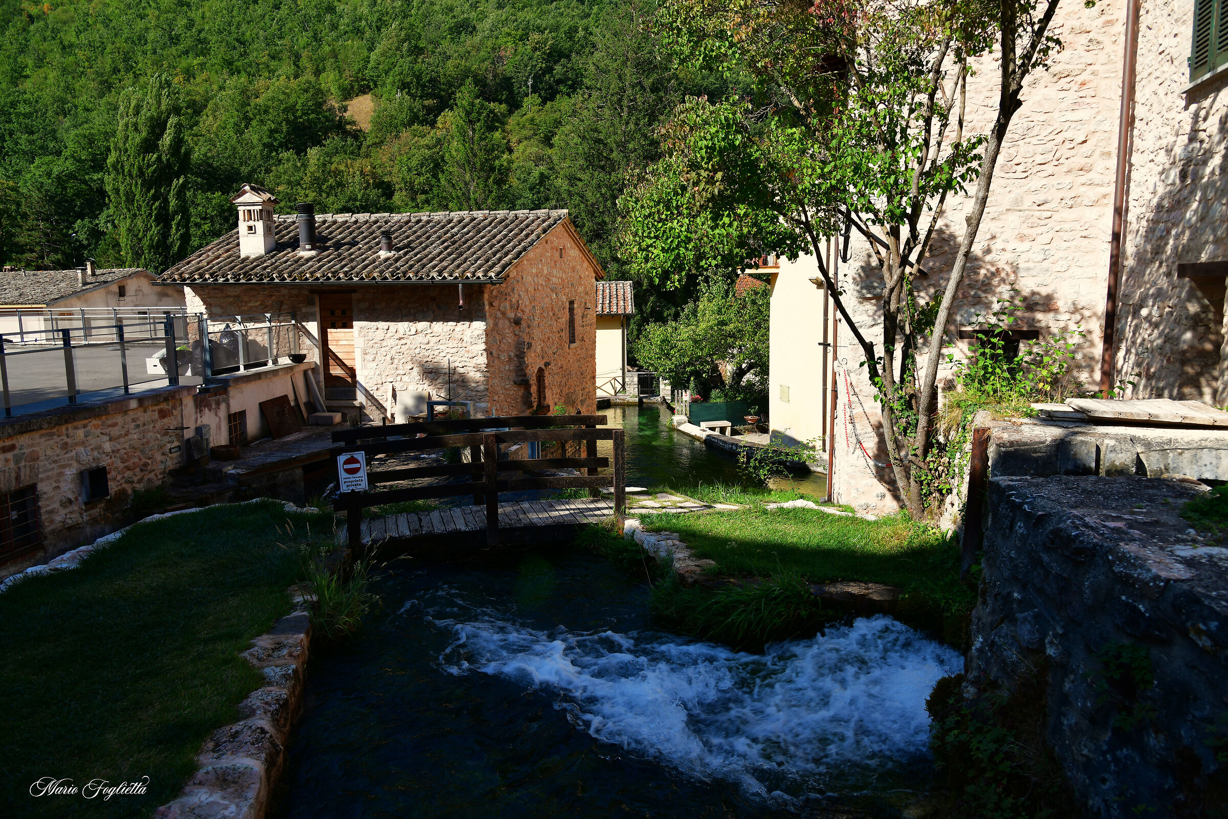 Glimpses of Rasiglia