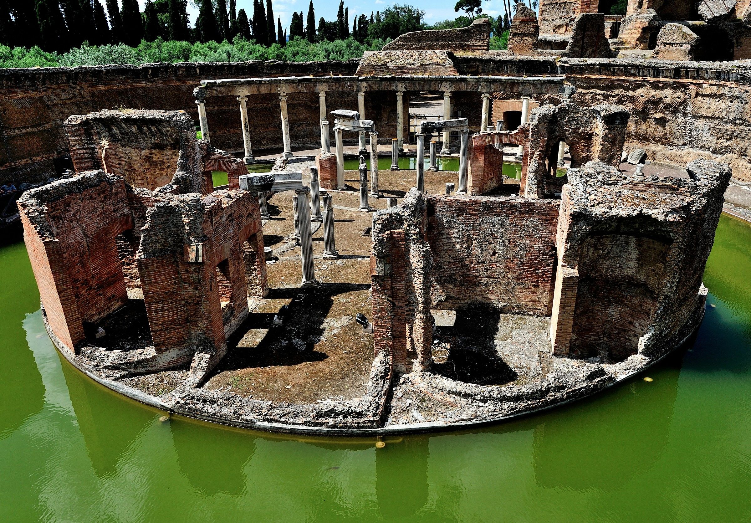 Tivoli (RM)-Villa Adriana, Teatro Marittimo