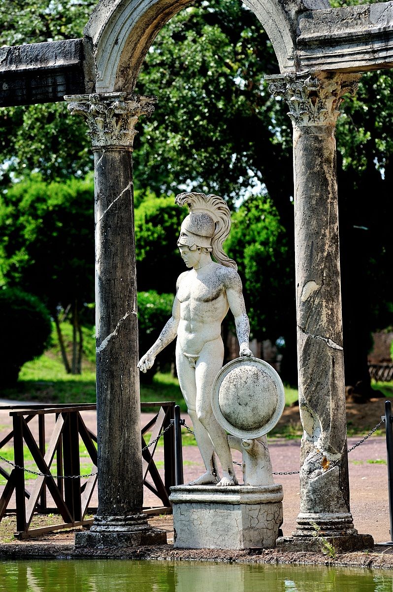 Tivoli (RM)-Villa Adriana, Canopo