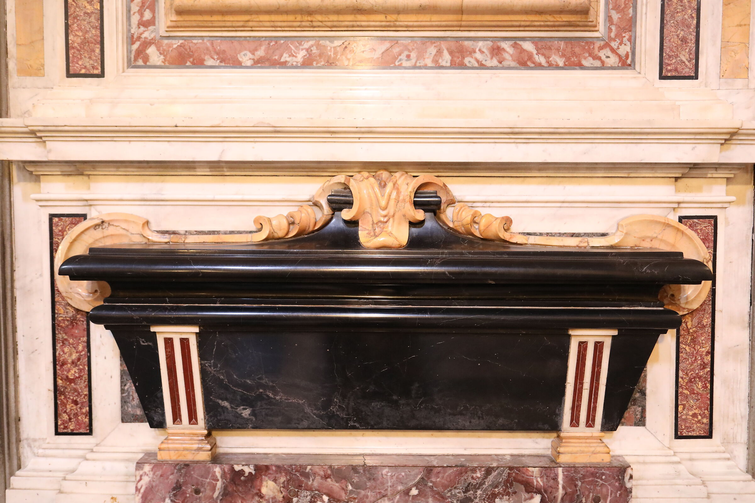 " ISO 6 Thousand 400 " Canon 5 D IV, 35 F. 2 IS USM