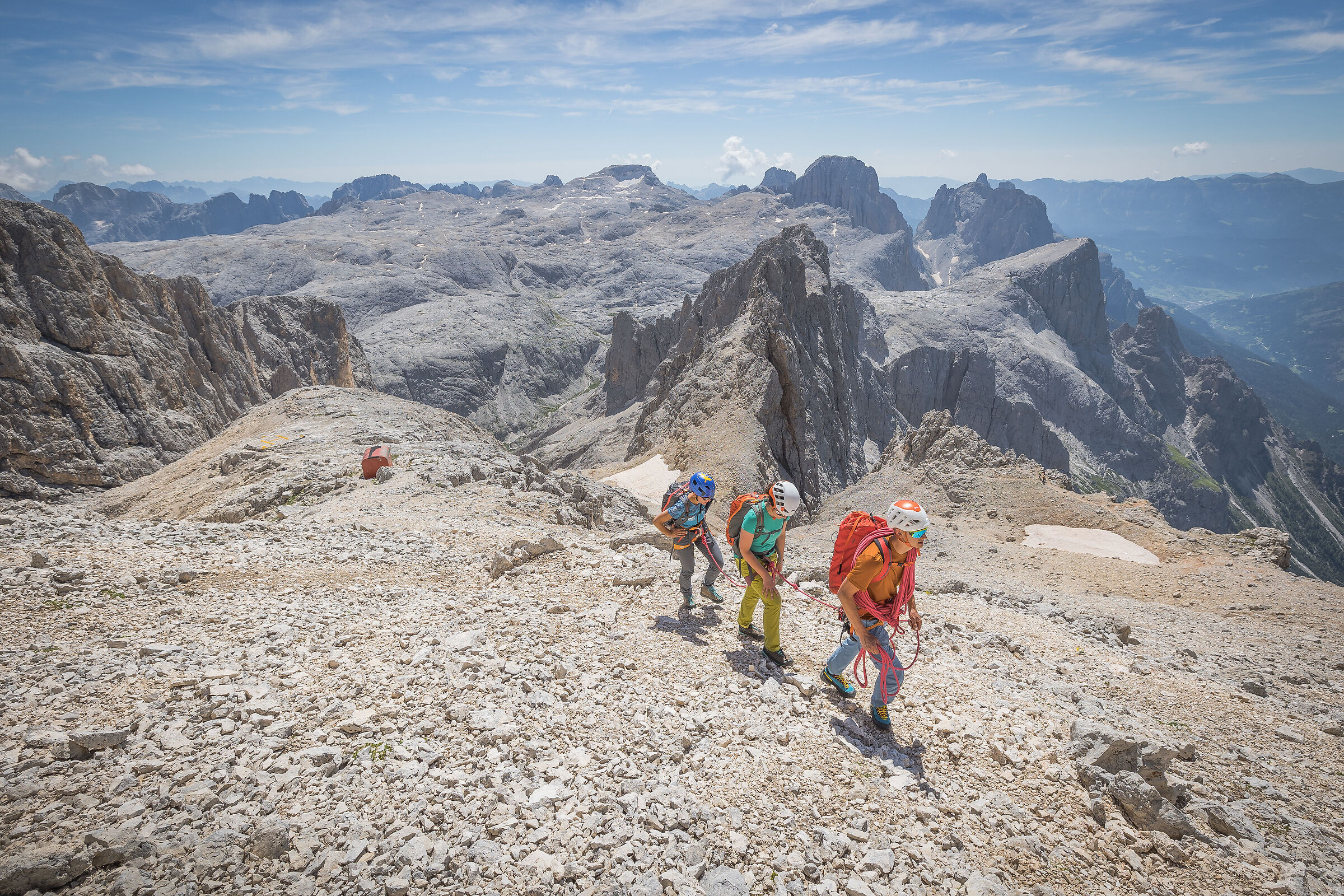 mountain guide on the blades